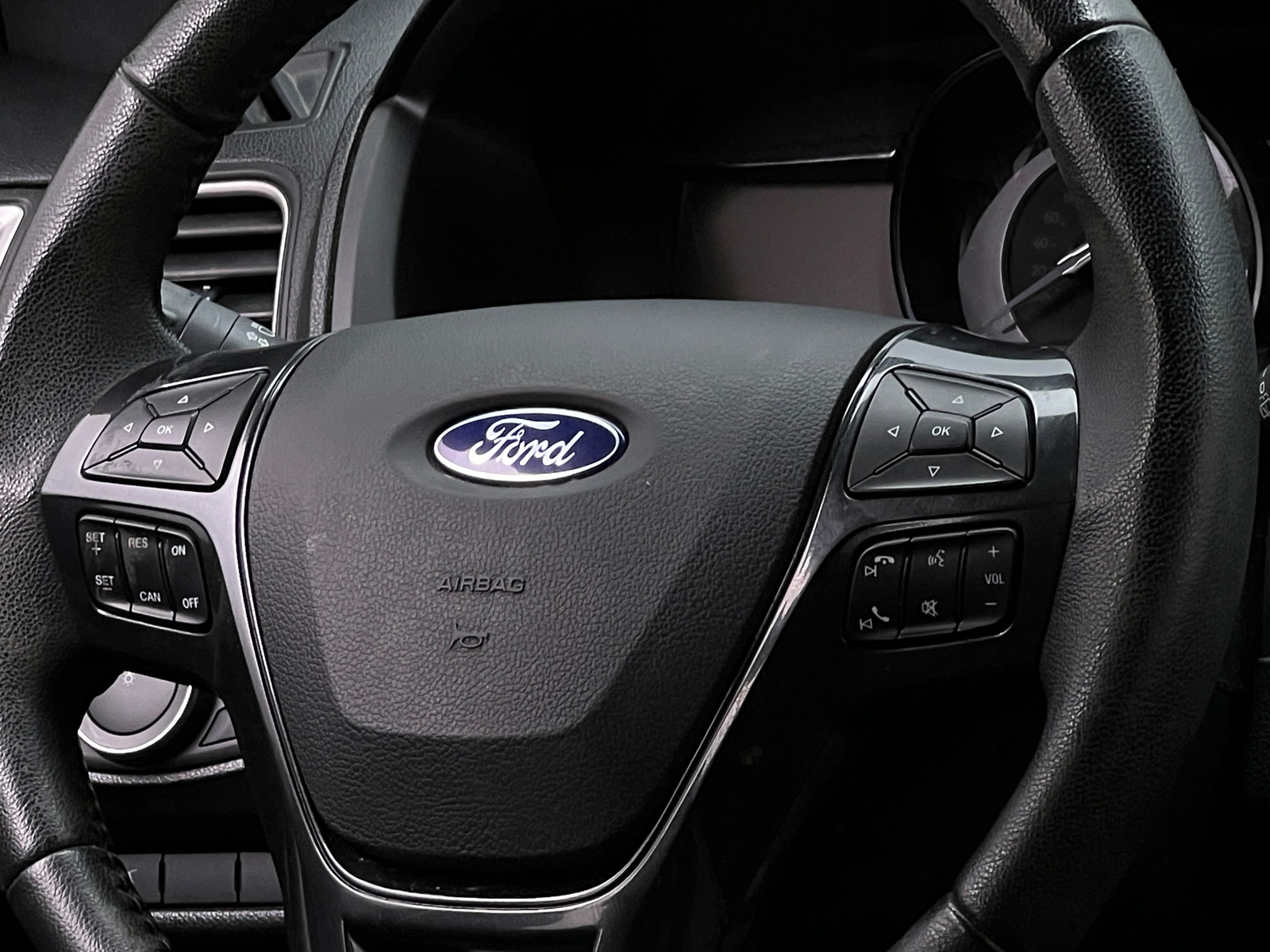 Thumbnail: 2017 Ford Explorer - 4