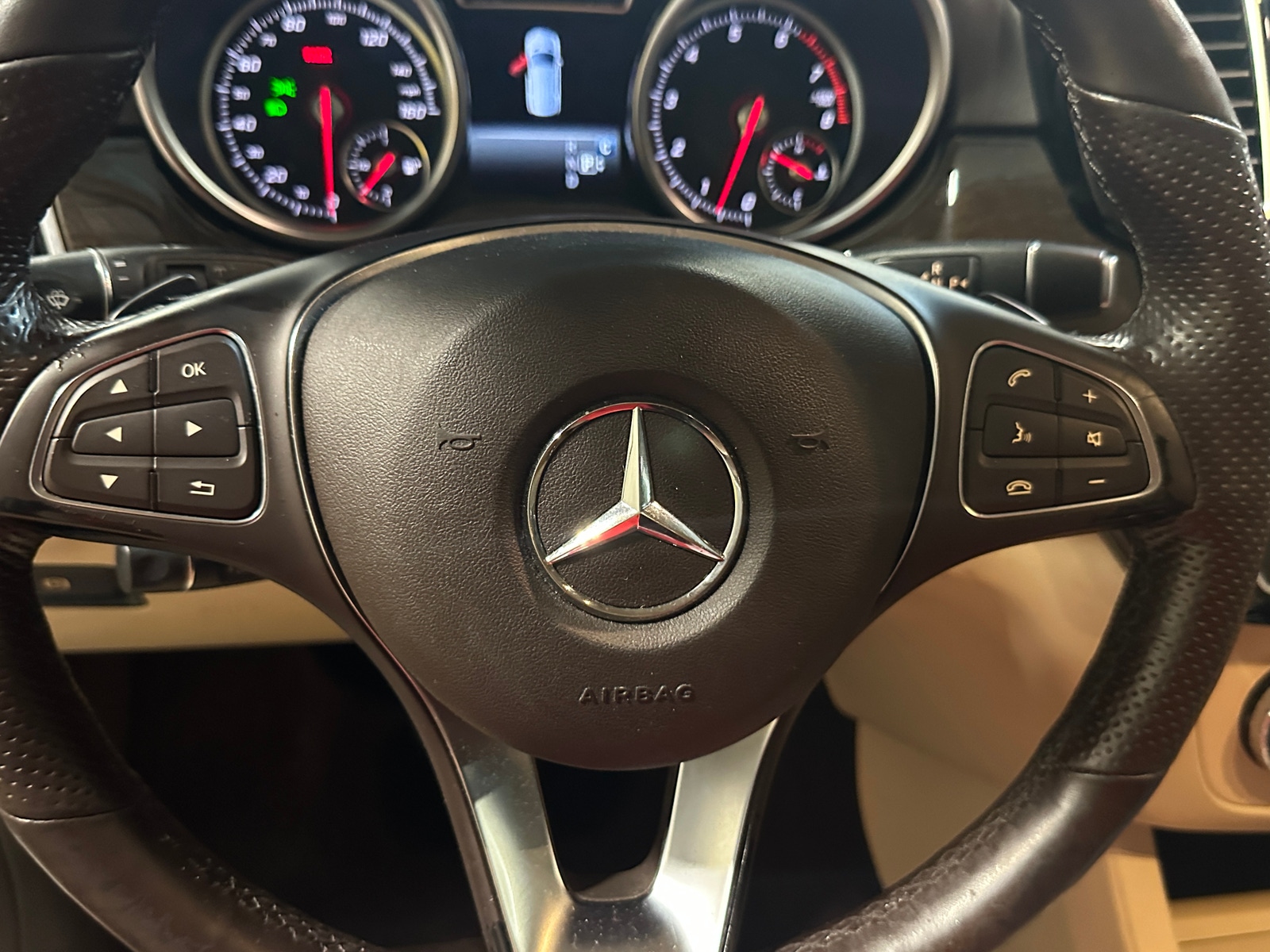 Thumbnail: 2018 Mercedes-Benz GLE - 4