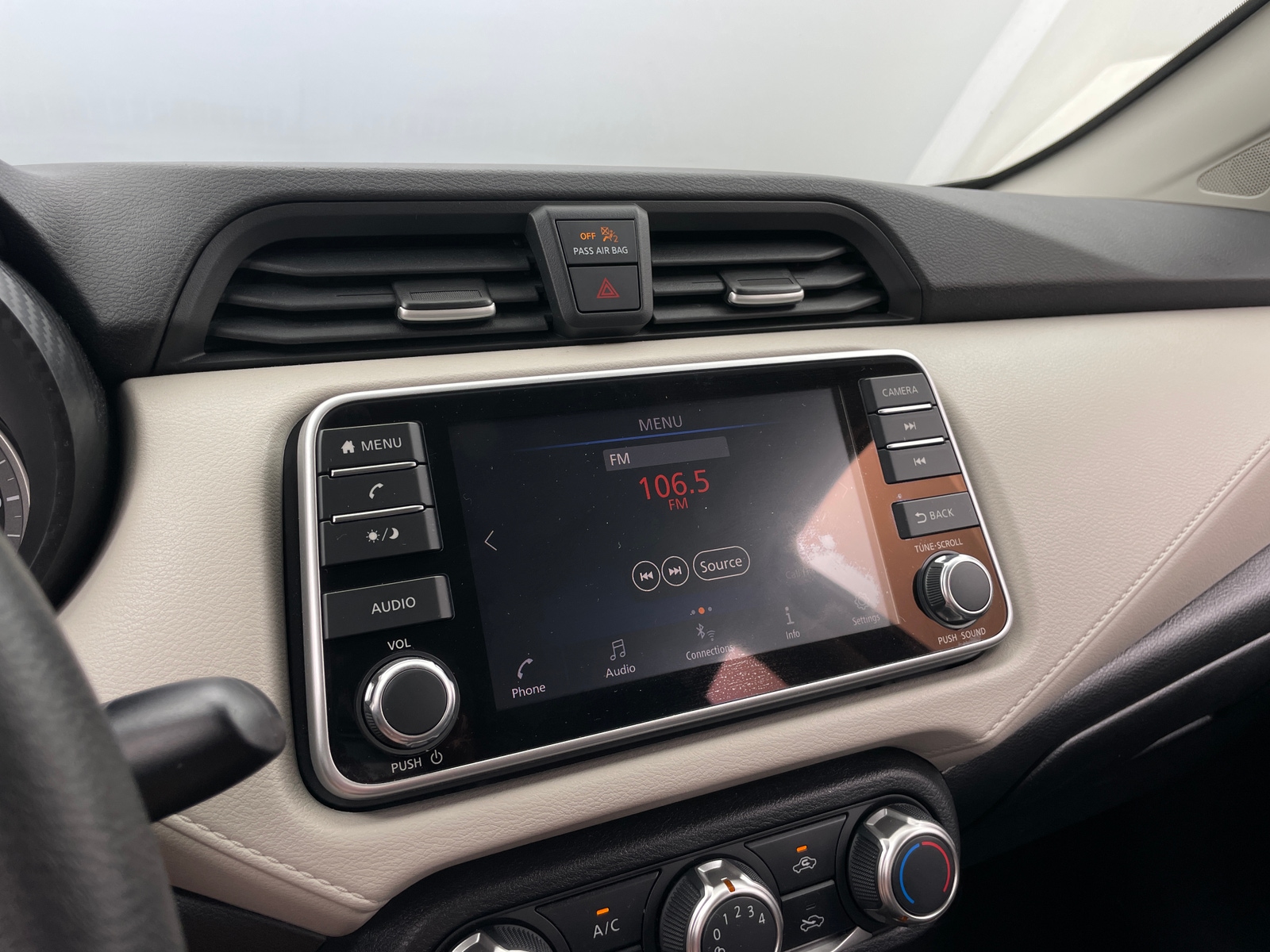 Thumbnail: 2021 Nissan Versa - 4