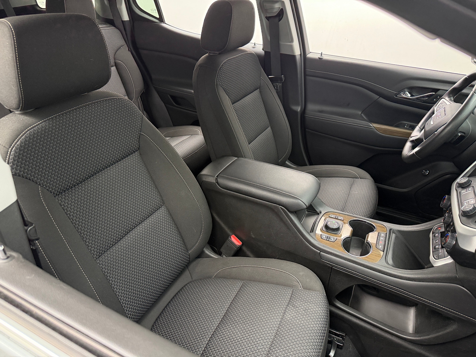 Thumbnail: 2023 GMC Acadia - 2