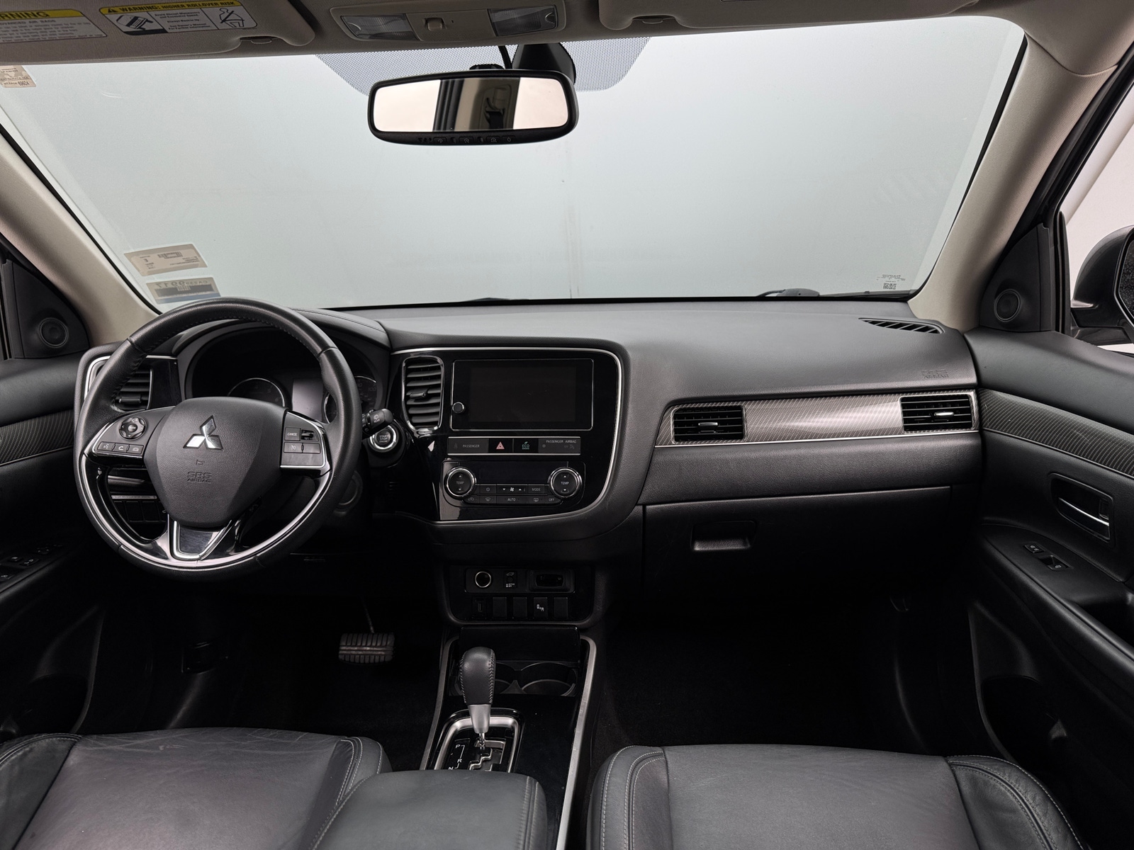 Thumbnail: 2019 Mitsubishi Outlander - 2
