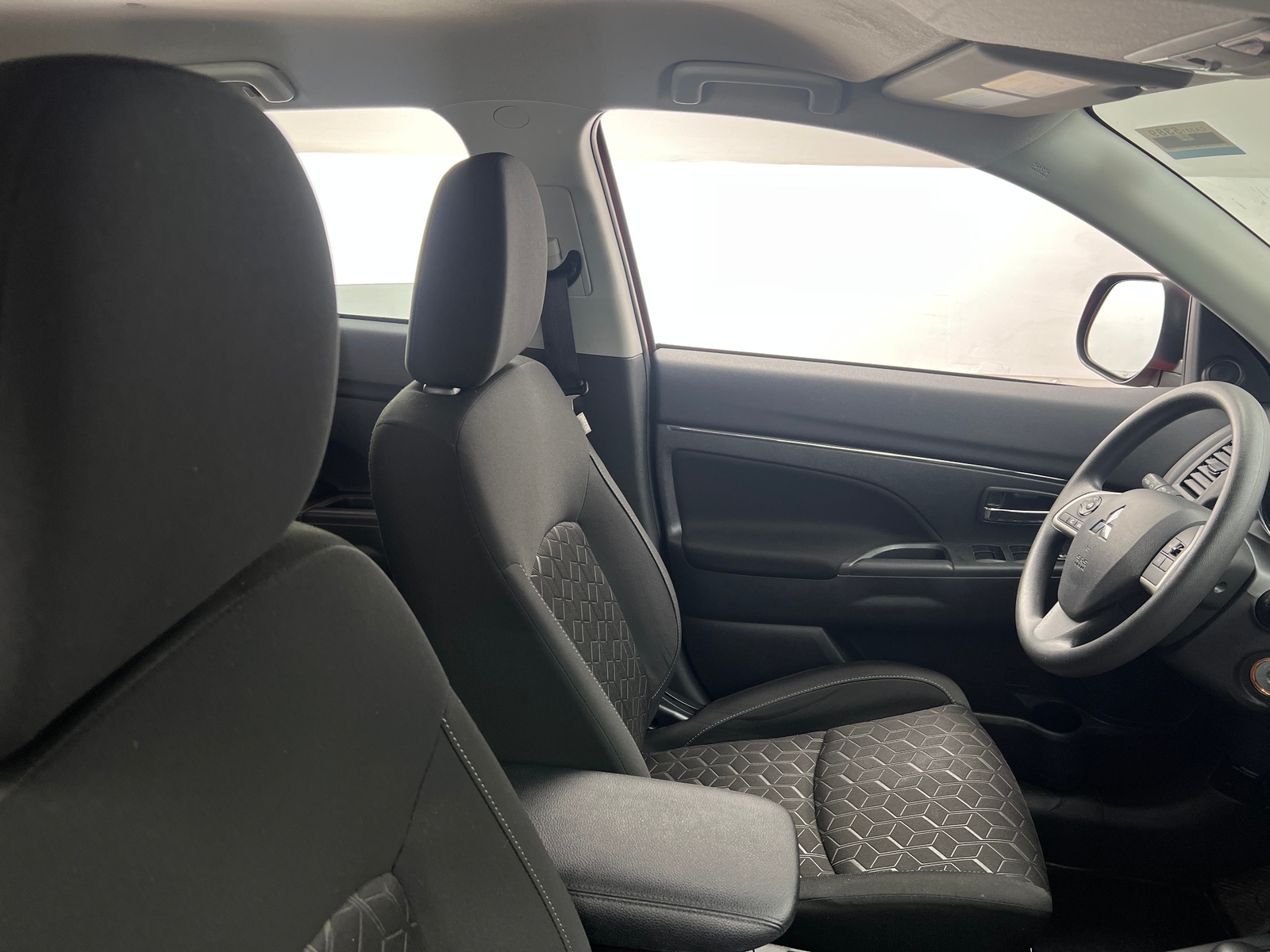 Thumbnail: 2024 Mitsubishi Outlander Sport - 2