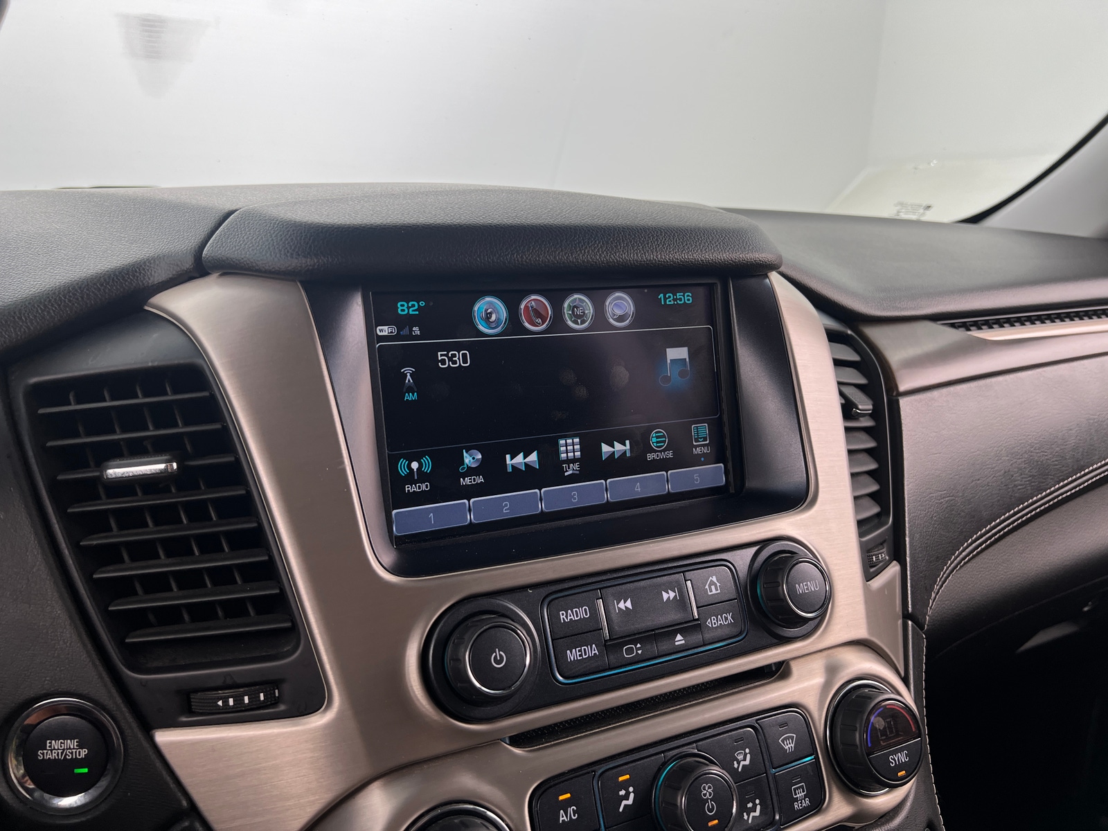 Thumbnail: 2018 GMC Yukon - 3