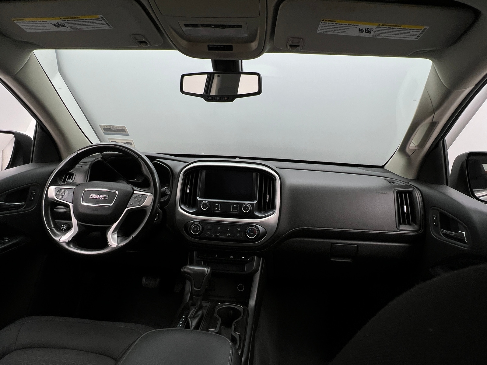 Thumbnail: 2019 GMC Canyon - 3