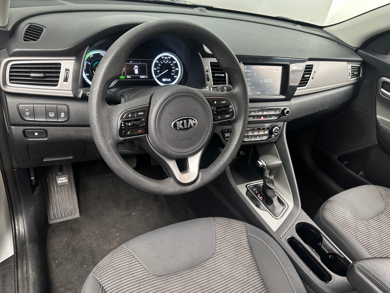 Thumbnail: 2019 Kia Niro - 3