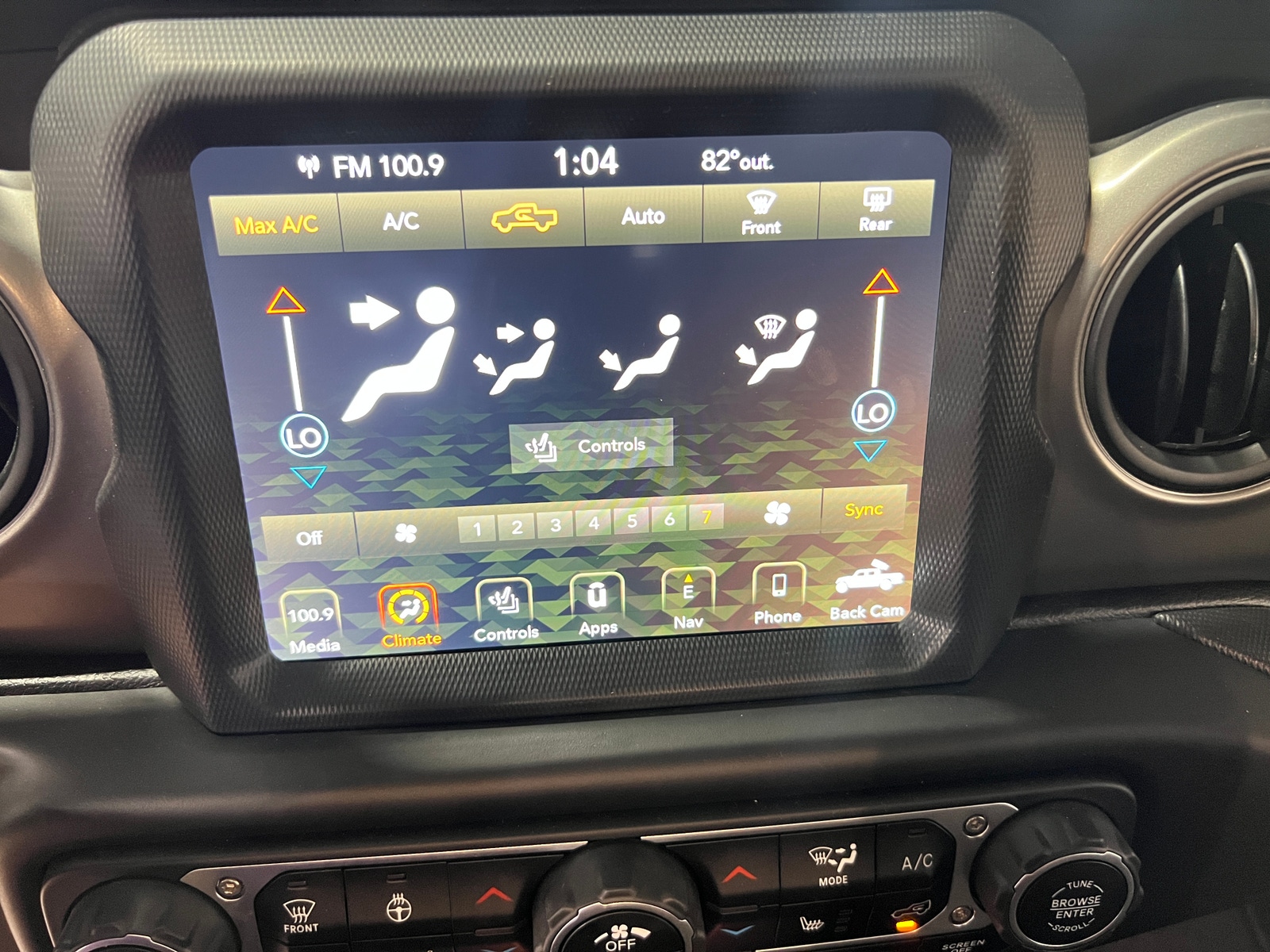 Thumbnail: 2023 Jeep Gladiator - 4
