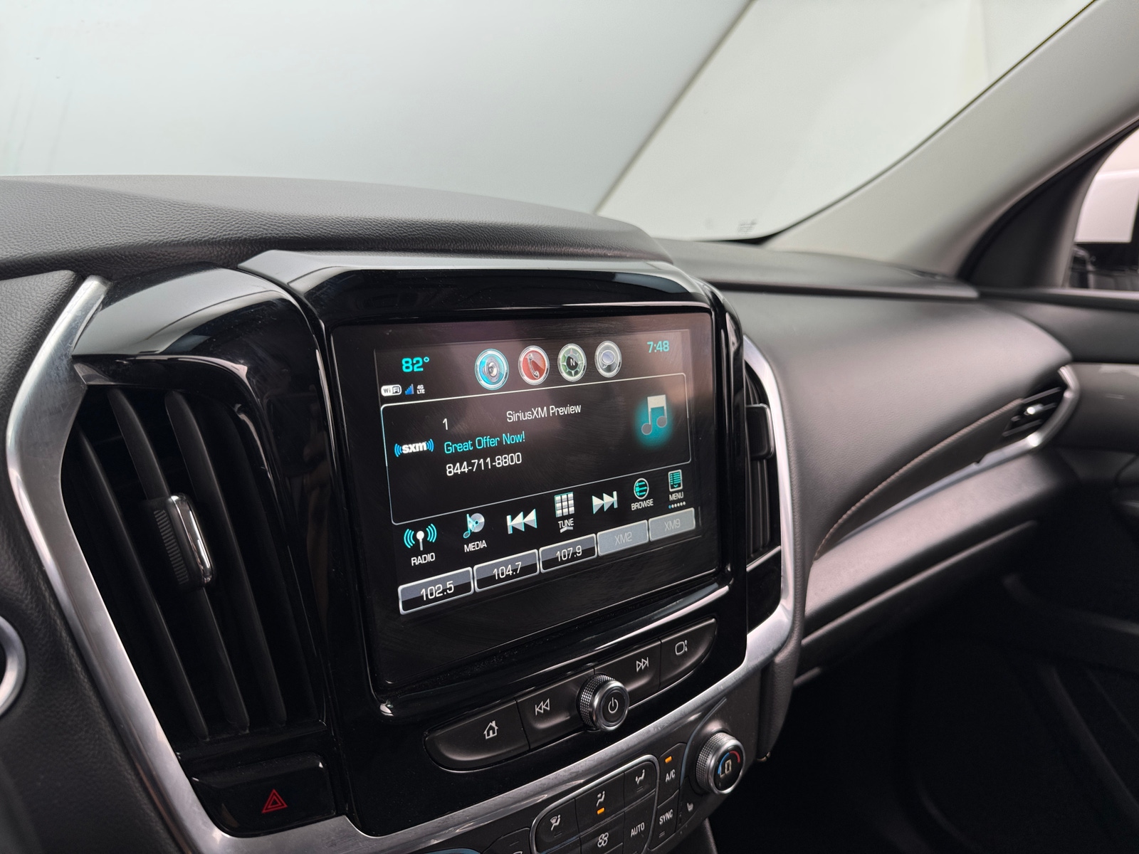 Thumbnail: 2019 Chevrolet Traverse - 4