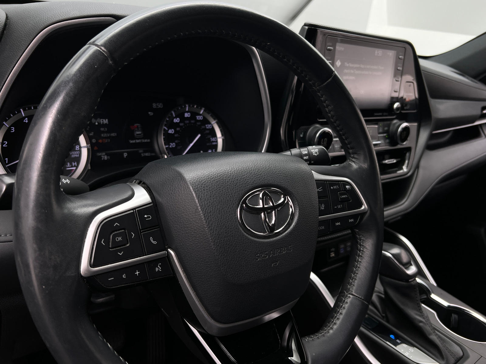 Thumbnail: 2022 Toyota Highlander - 4