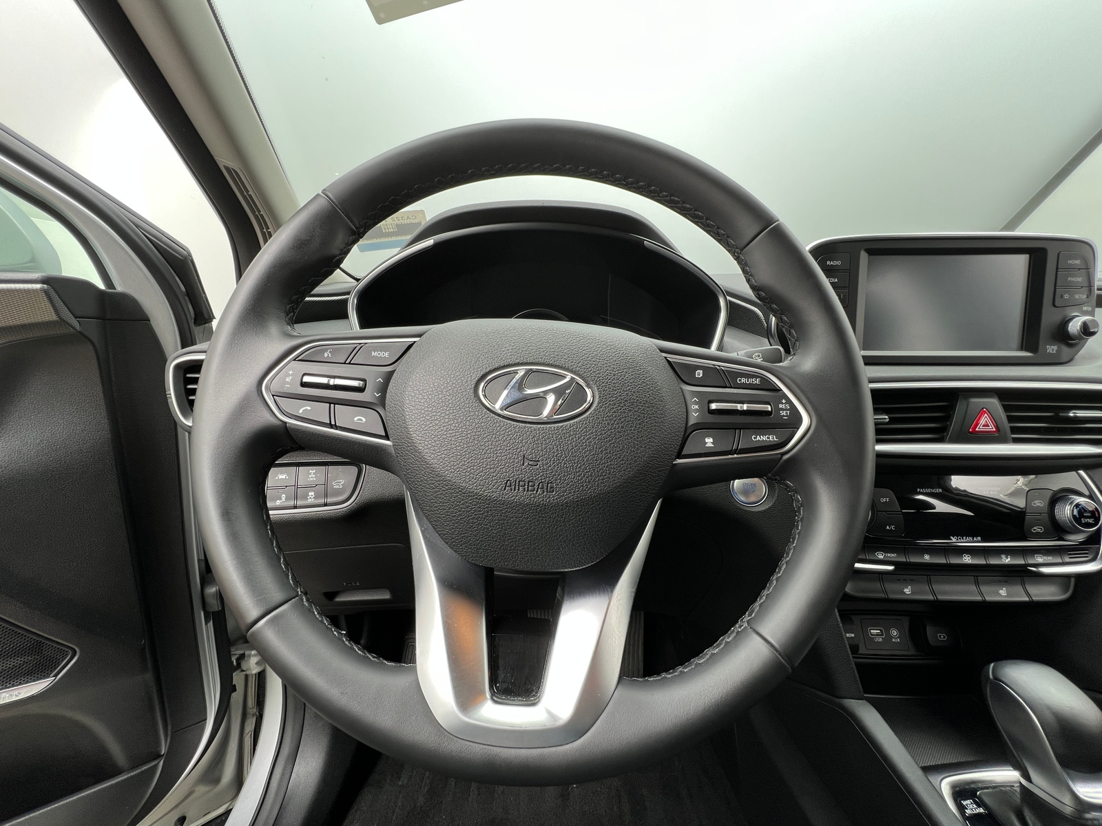 Thumbnail: 2019 Hyundai Santa Fe - 5