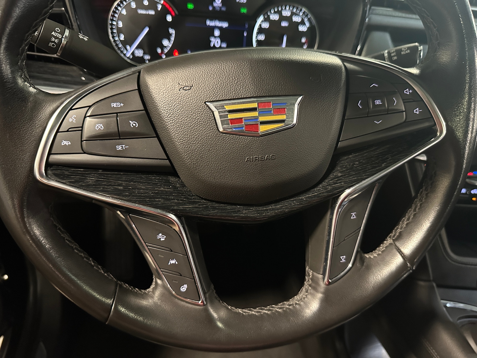 Thumbnail: 2020 Cadillac XT5 - 4