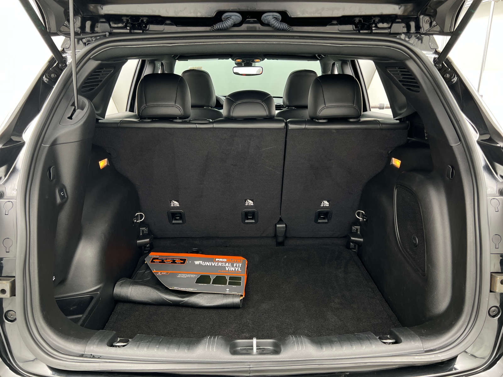 Thumbnail: 2023 Jeep Compass - 6