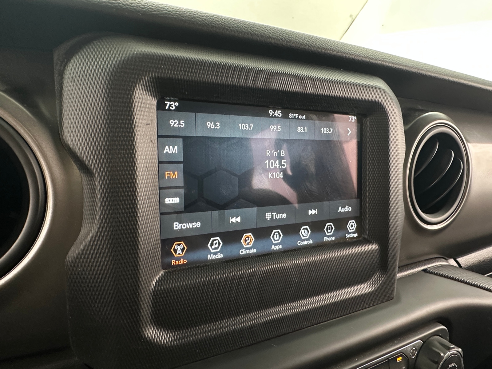 Thumbnail: 2022 Jeep Gladiator - 4