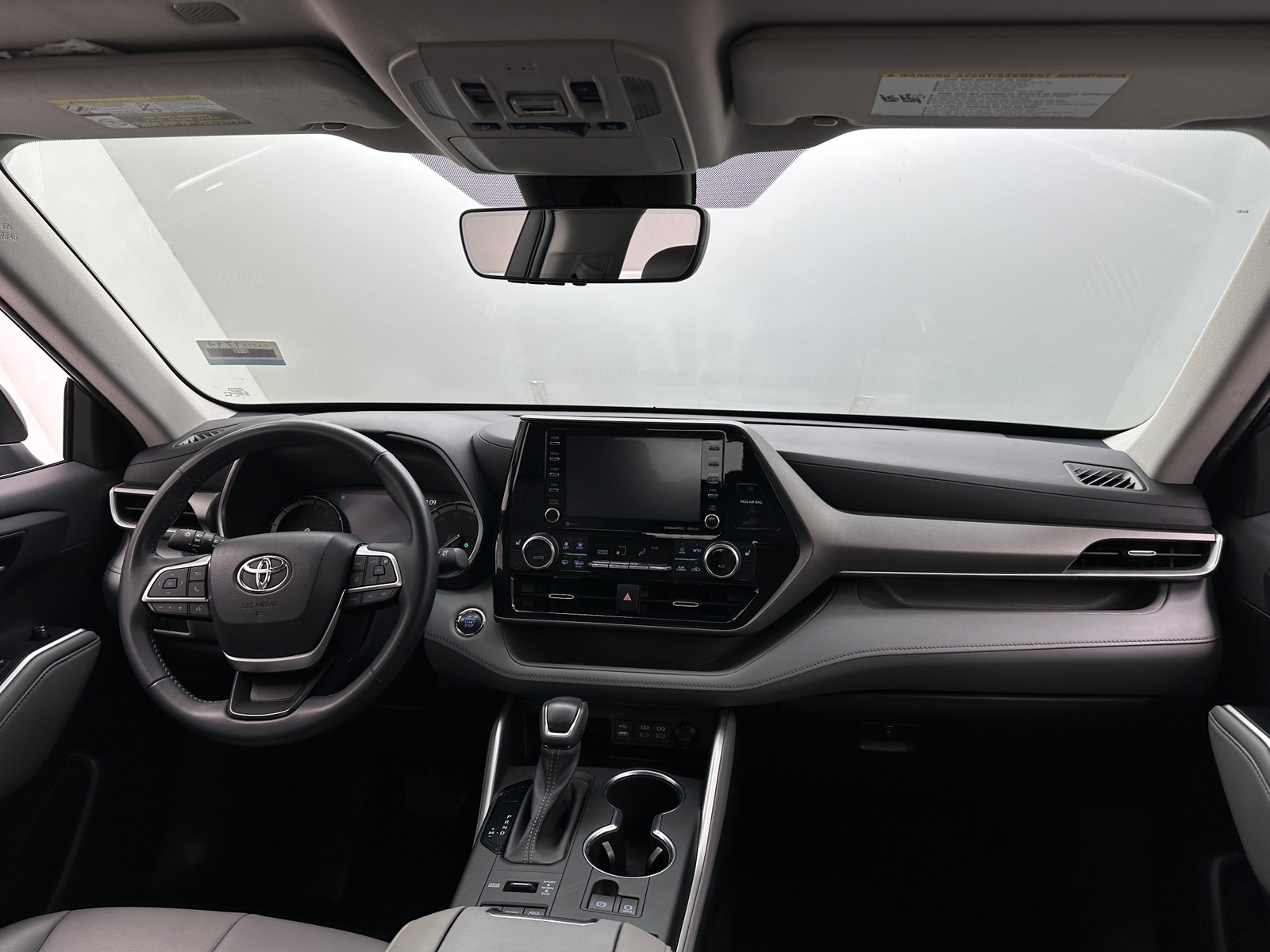 Thumbnail: 2022 Toyota Highlander - 2