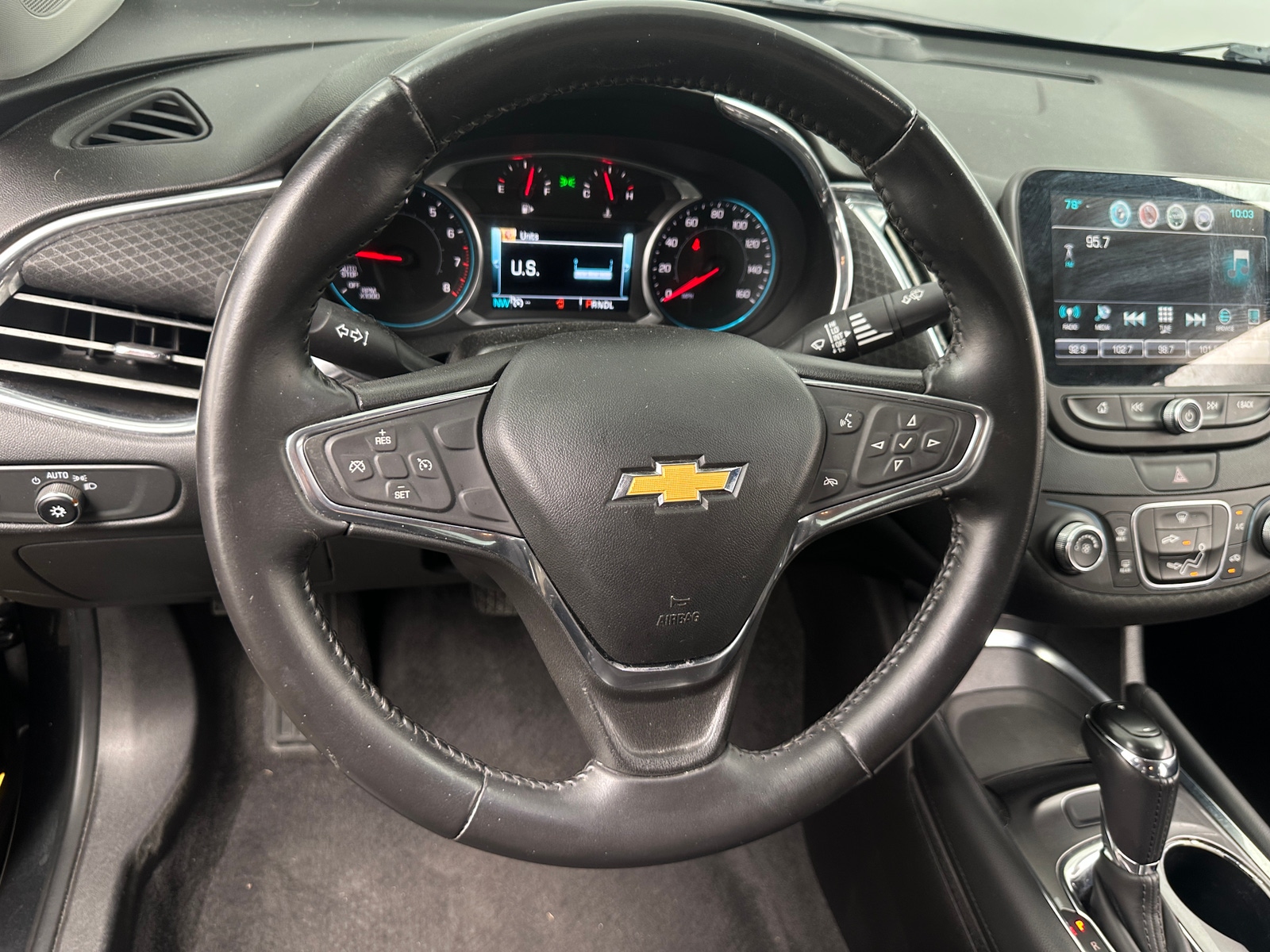 Thumbnail: 2018 Chevrolet Malibu - 5