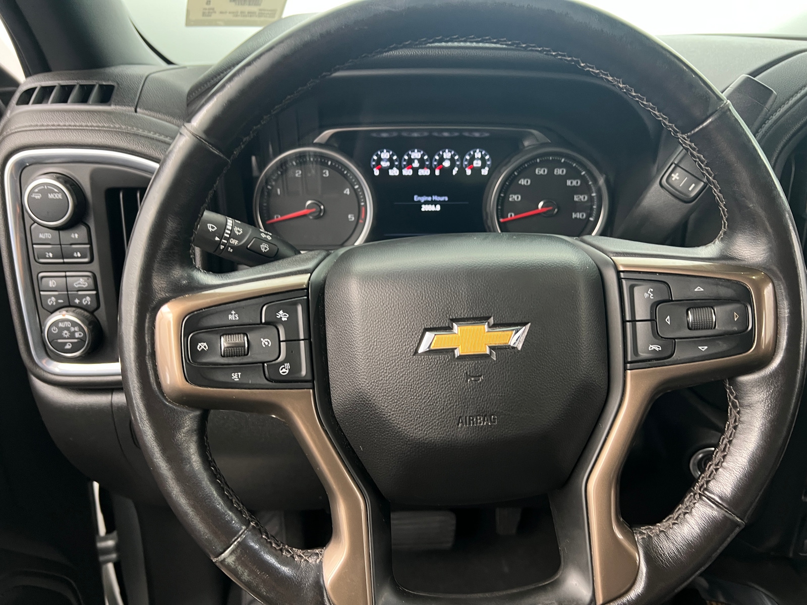 Thumbnail: 2022 Chevrolet Silverado 2500 - 4