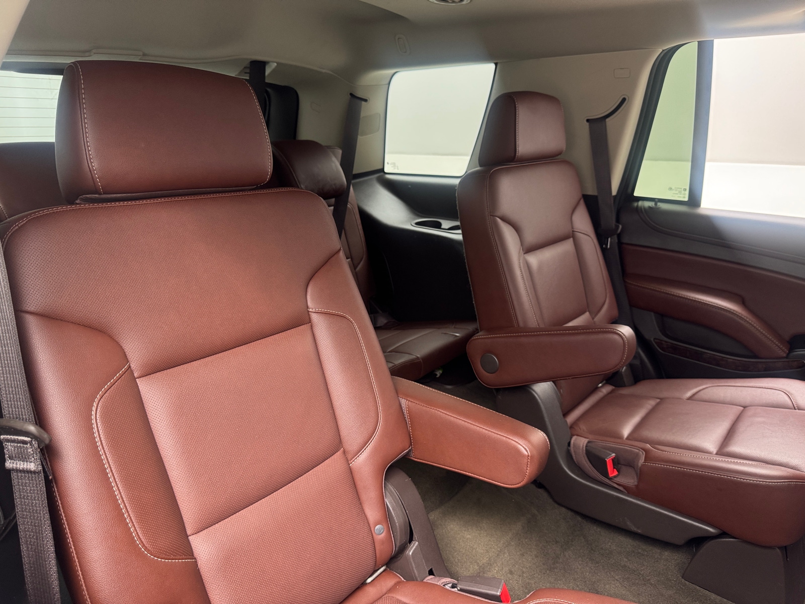 Thumbnail: 2017 Chevrolet Tahoe - 5