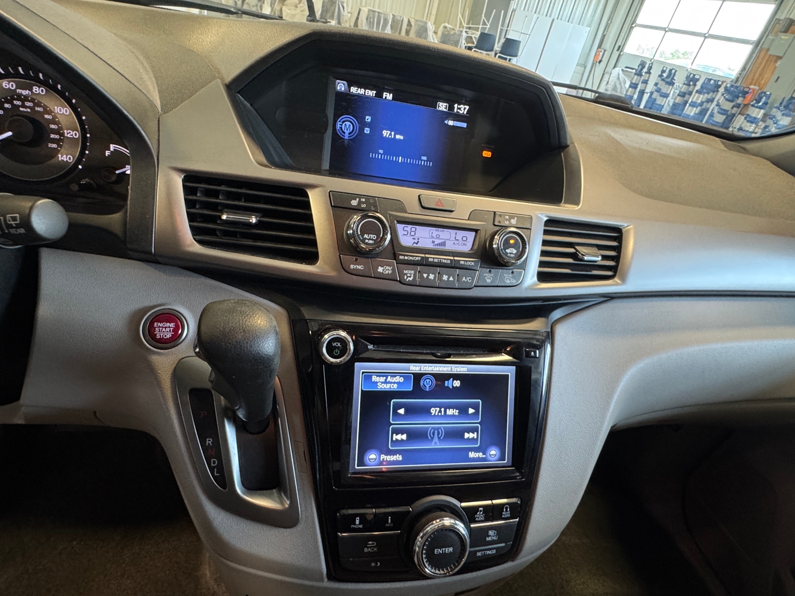 Thumbnail: 2015 Honda Odyssey - 3