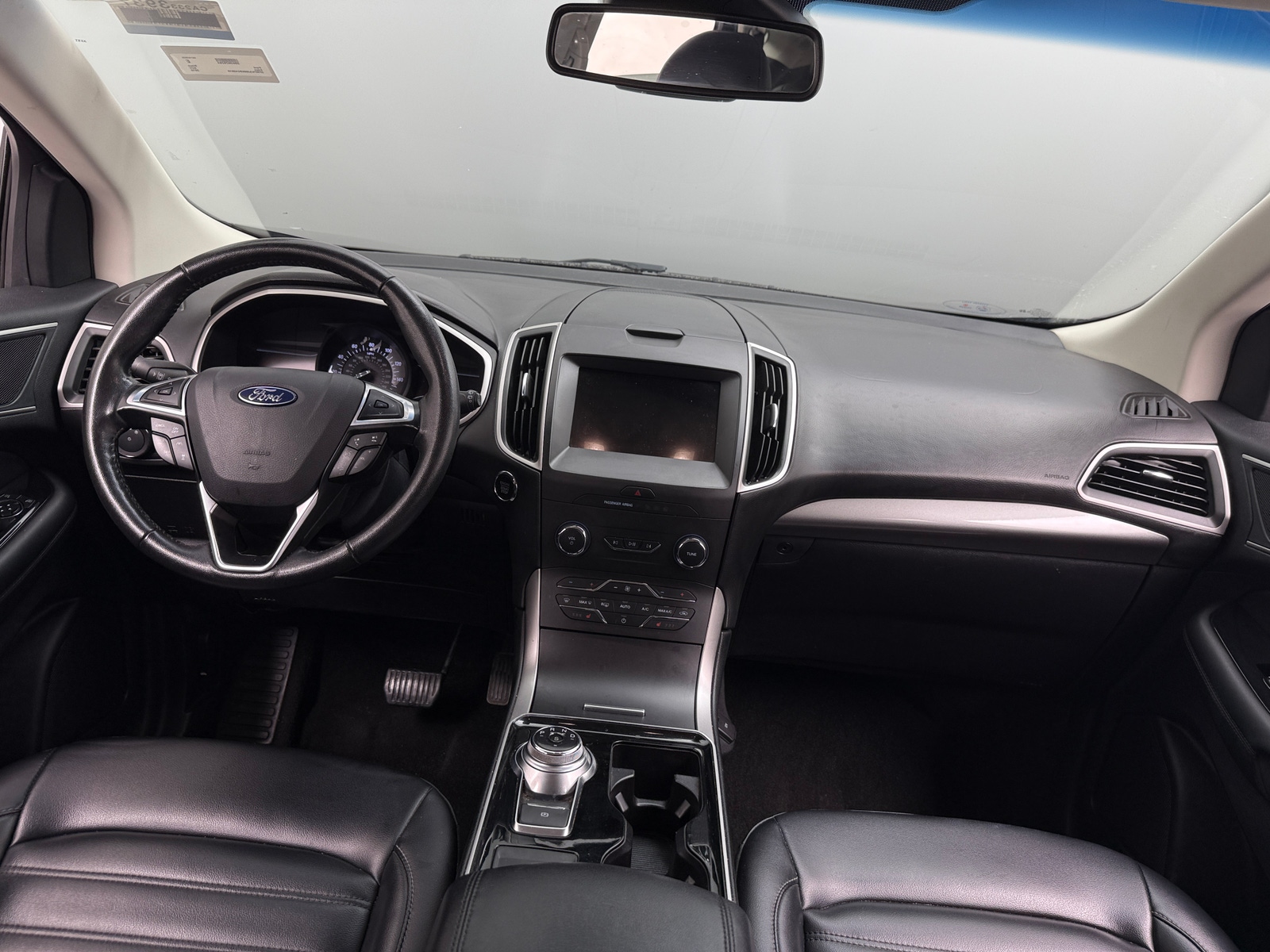 Thumbnail: 2019 Ford Edge - 3