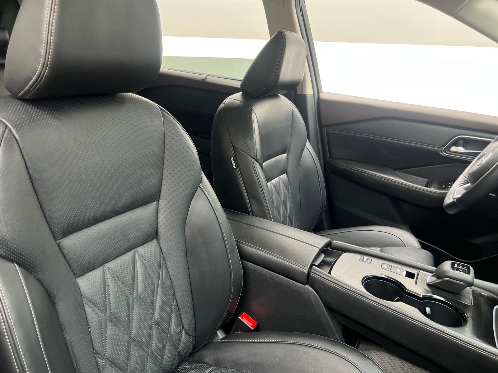 Thumbnail: 2022 Nissan Rogue - 2