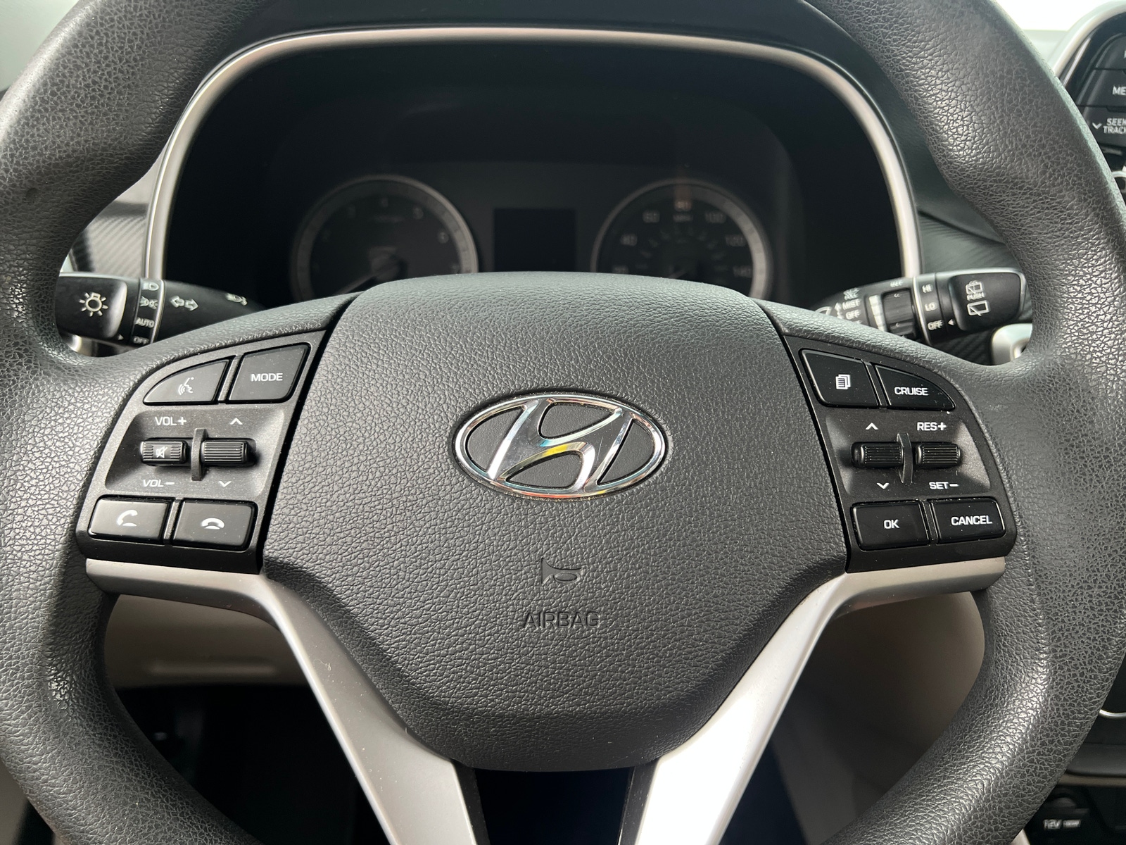 Thumbnail: 2019 Hyundai Tucson - 5