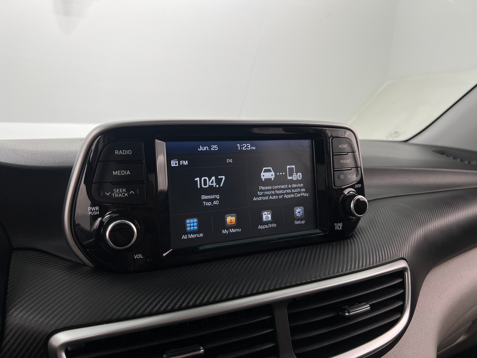 Thumbnail: 2019 Hyundai Tucson - 4