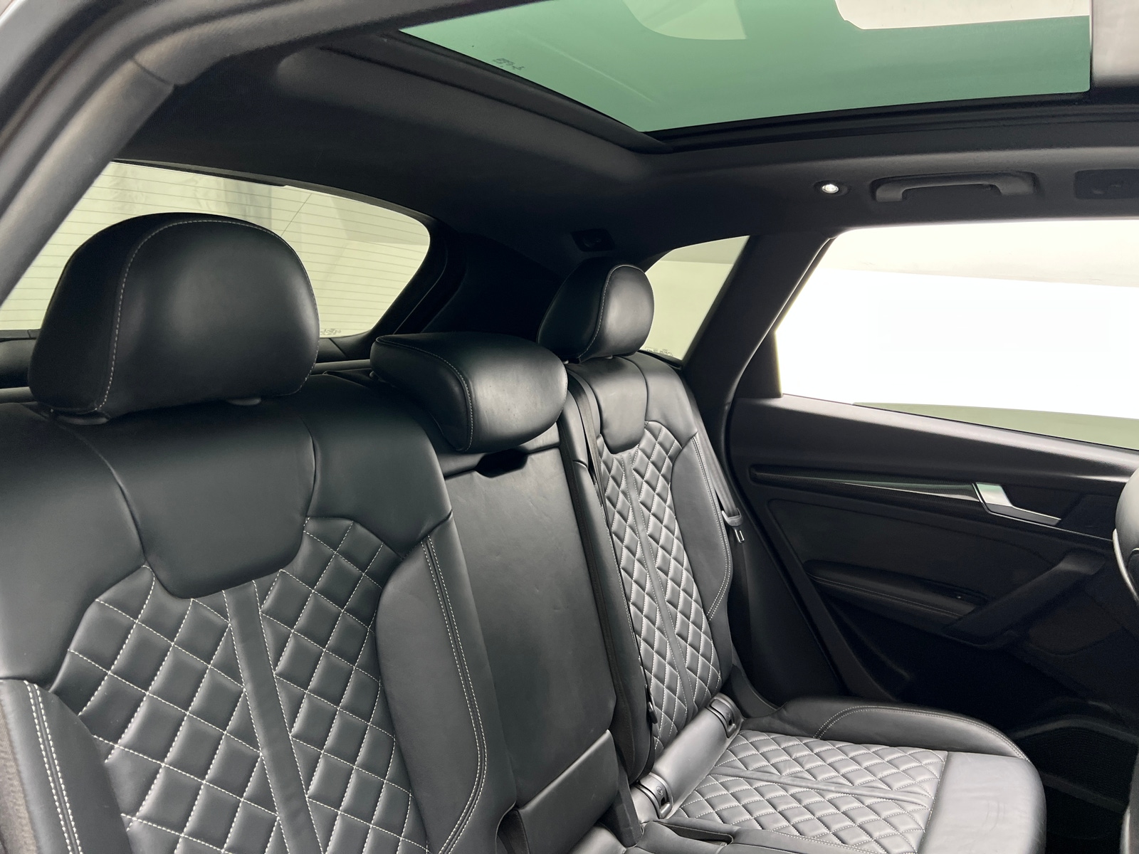 Thumbnail: 2021 Audi SQ5 - 5