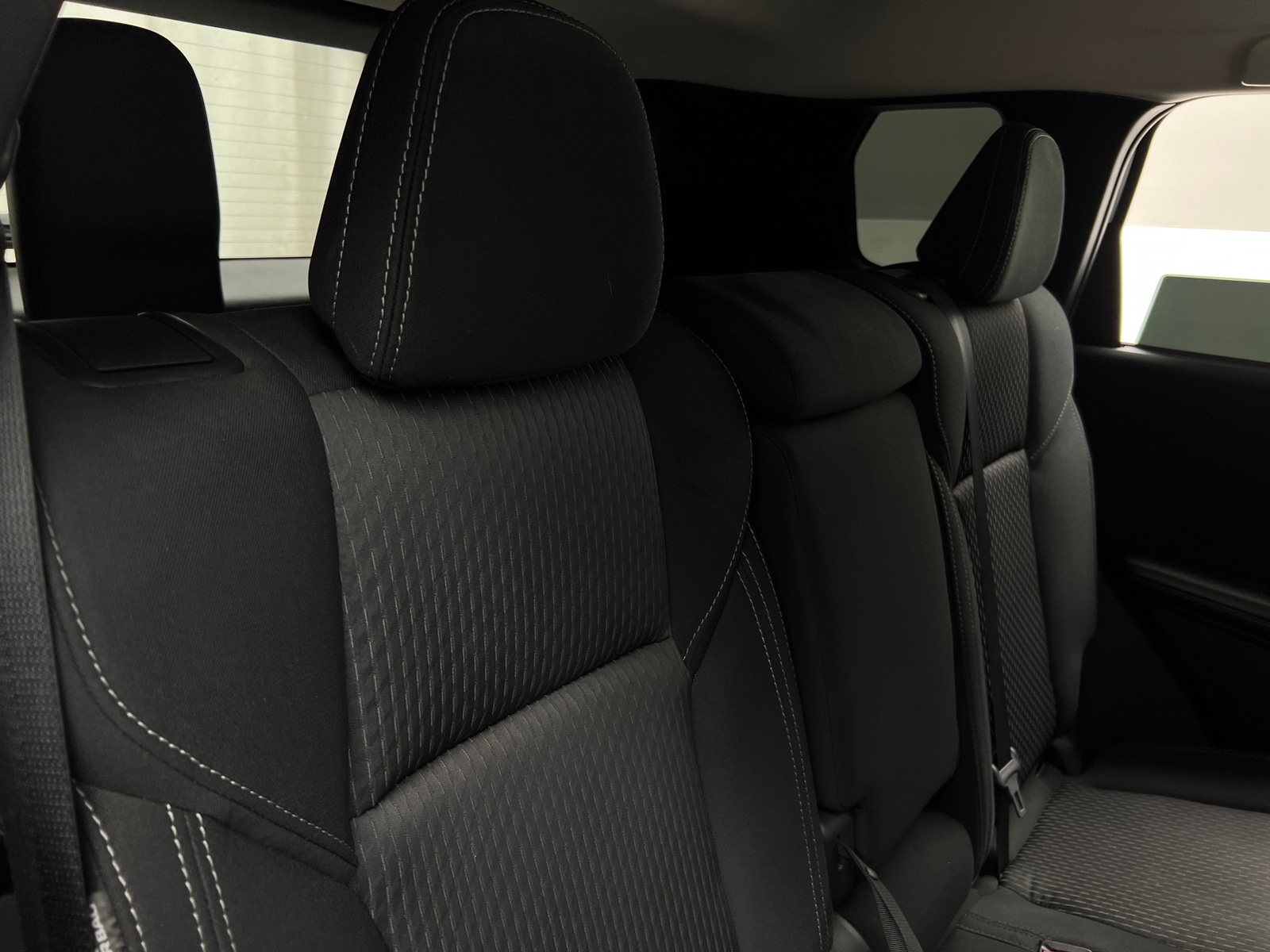 Thumbnail: 2022 Mitsubishi Outlander - 6