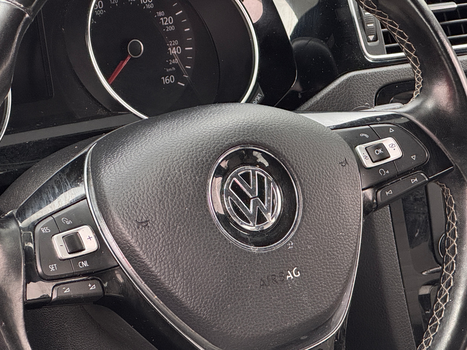 Thumbnail: 2016 Volkswagen Jetta - 4