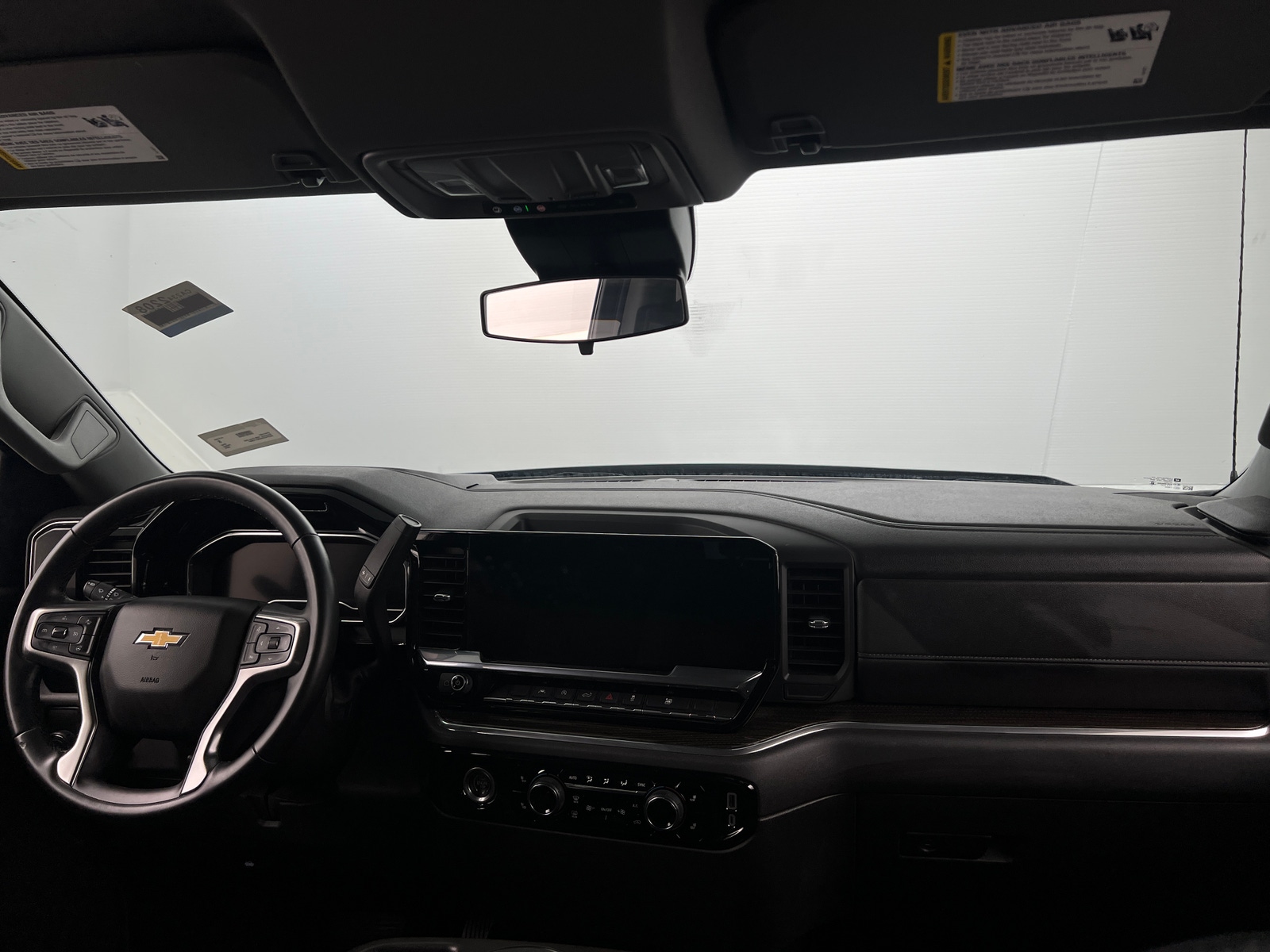 Thumbnail: 2024 Chevrolet Silverado 1500 - 3