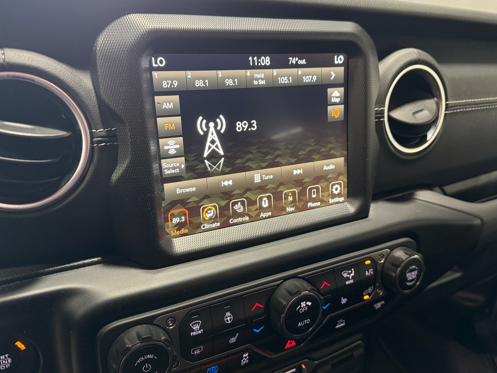Thumbnail: 2023 Jeep Wrangler - 3