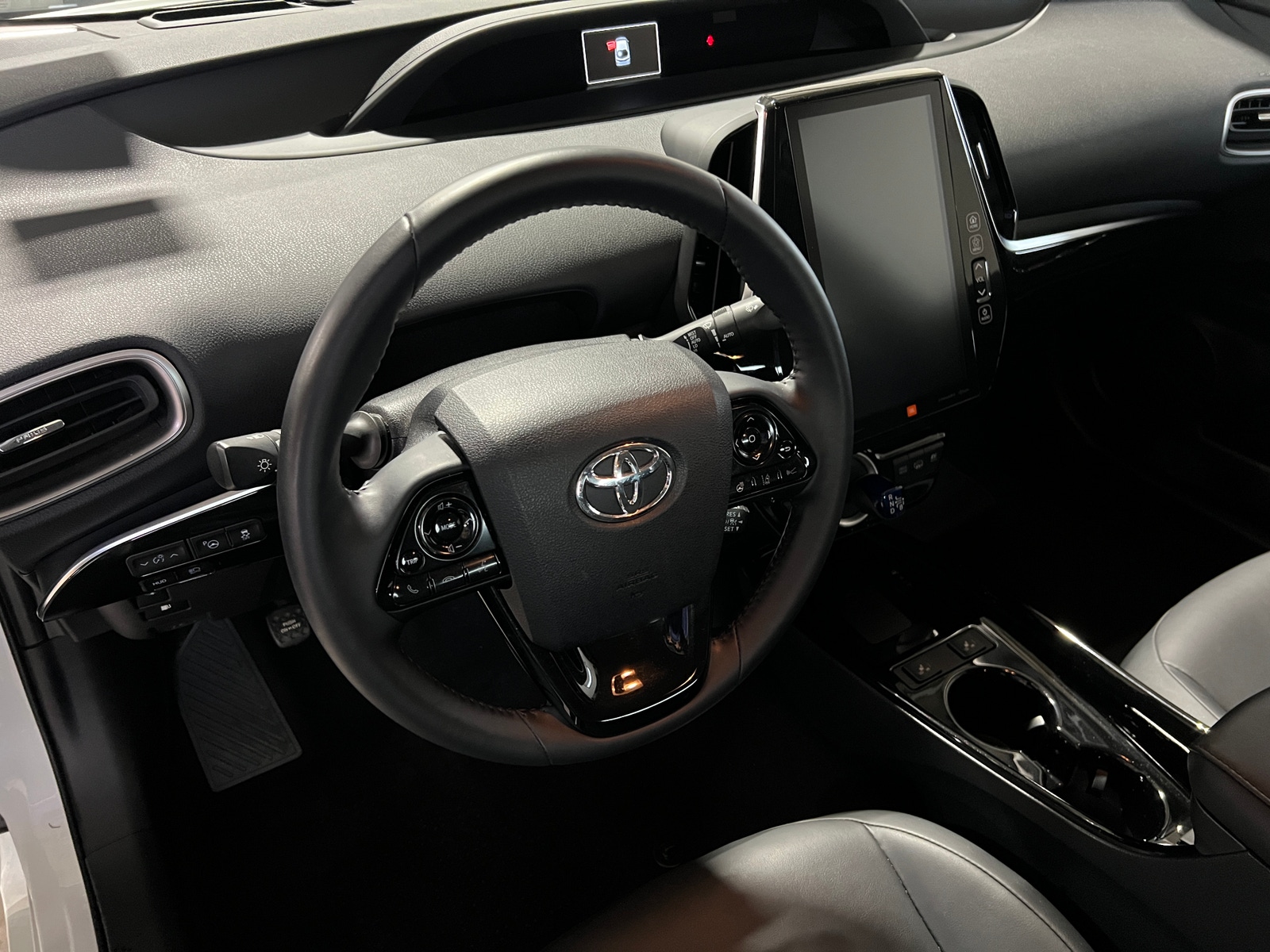 Thumbnail: 2020 Toyota Prius Prime - 4