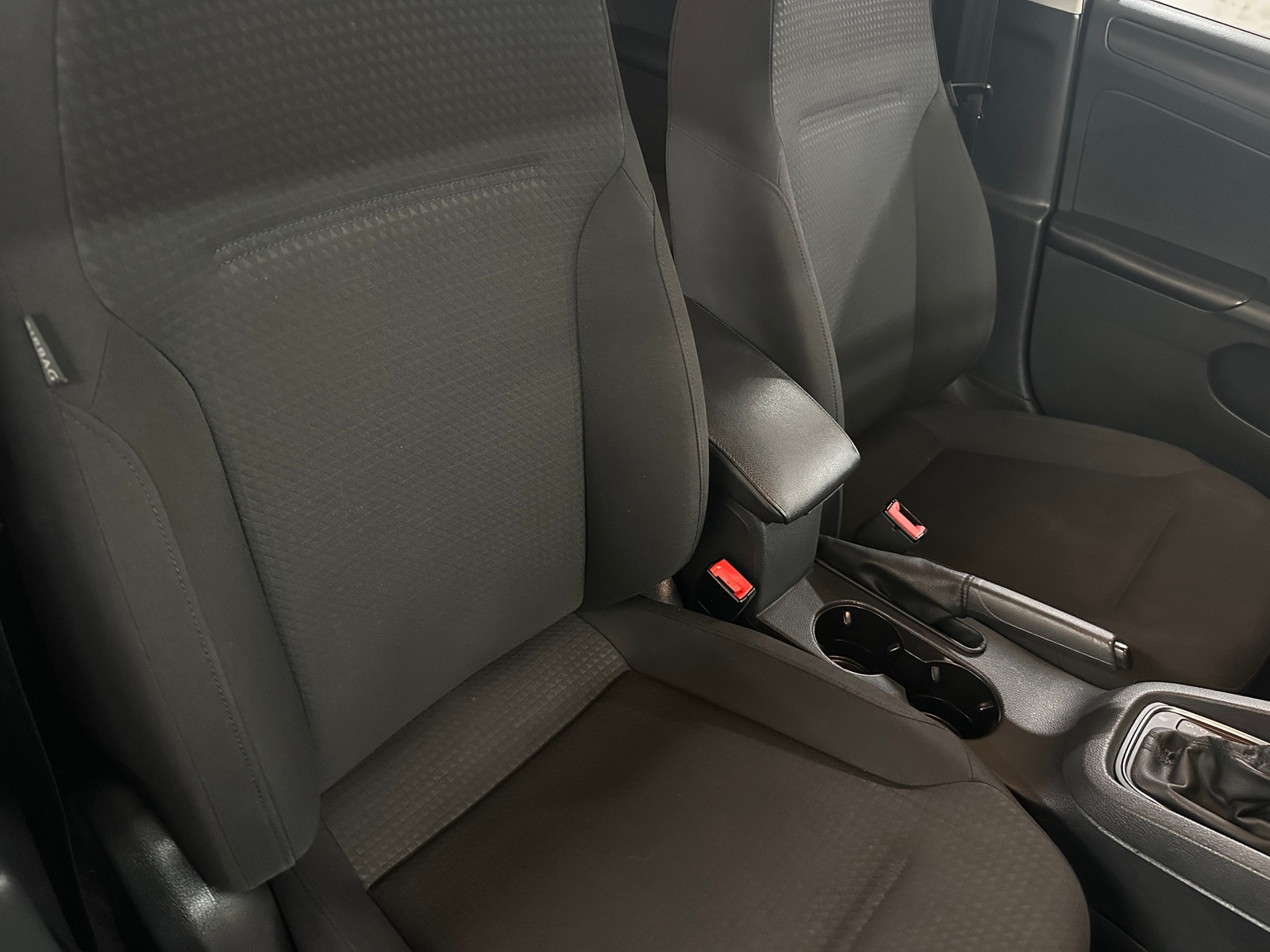 Thumbnail: 2015 Volkswagen Jetta - 2