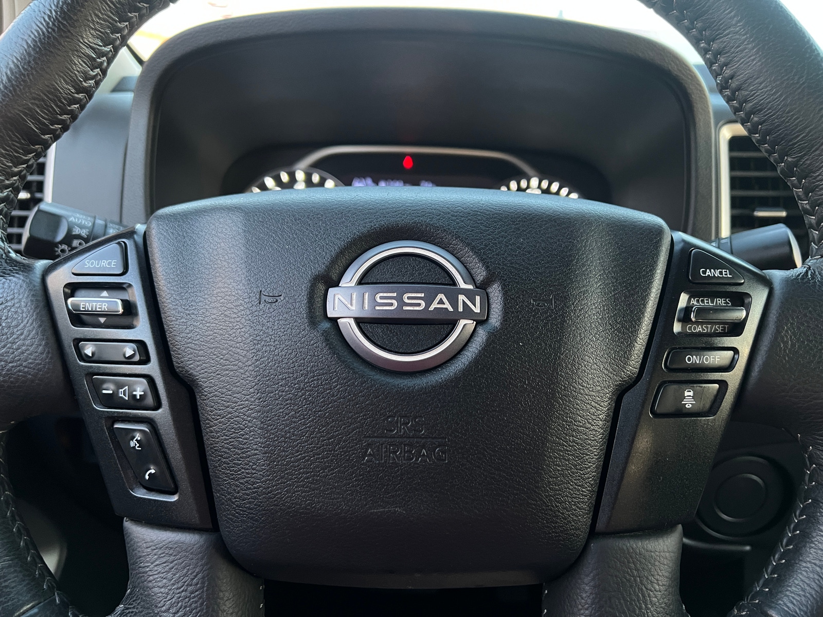 Thumbnail: 2022 Nissan Frontier - 5
