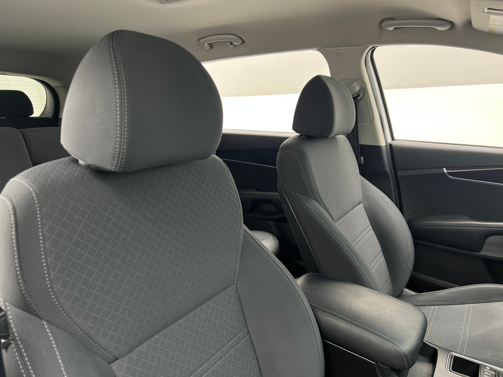 Thumbnail: 2018 Kia Sorento - 2
