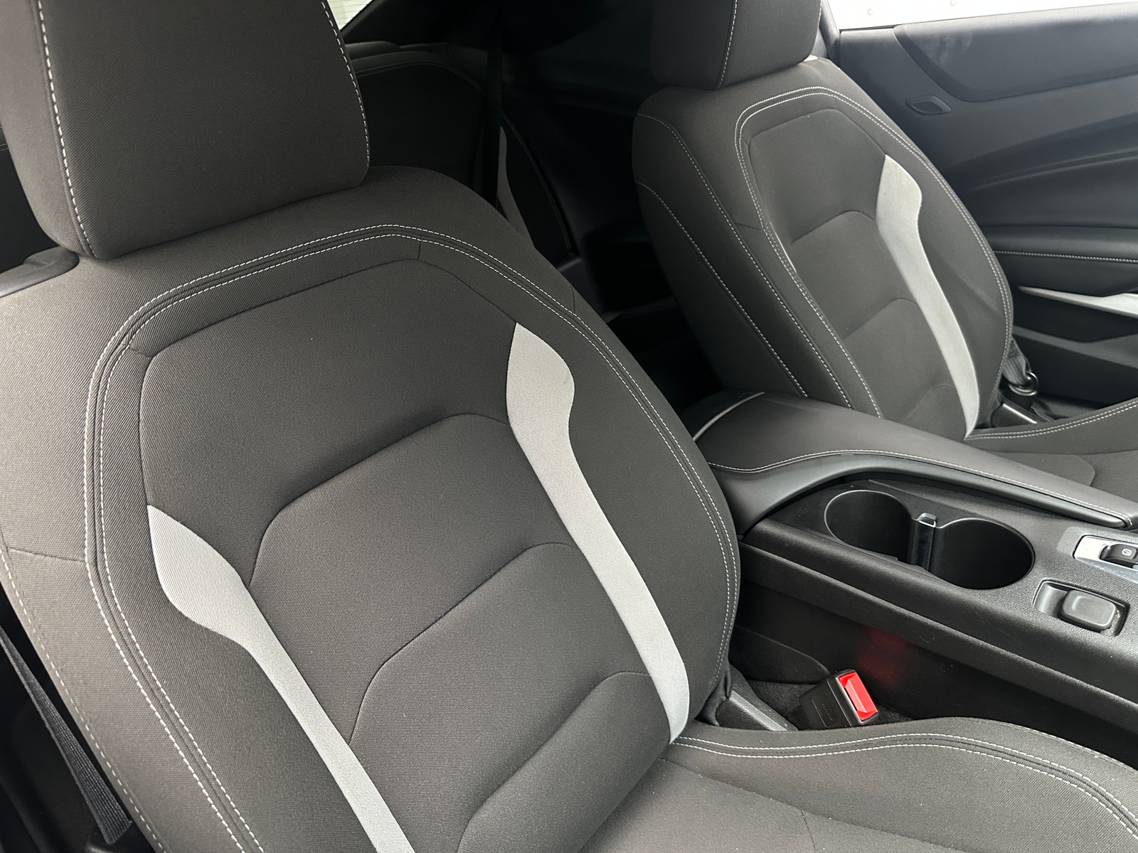 Thumbnail: 2019 Chevrolet Camaro - 2