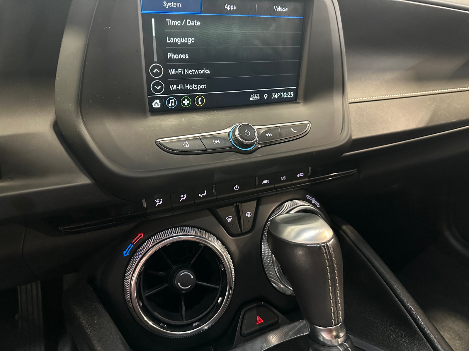 Thumbnail: 2019 Chevrolet Camaro - 3