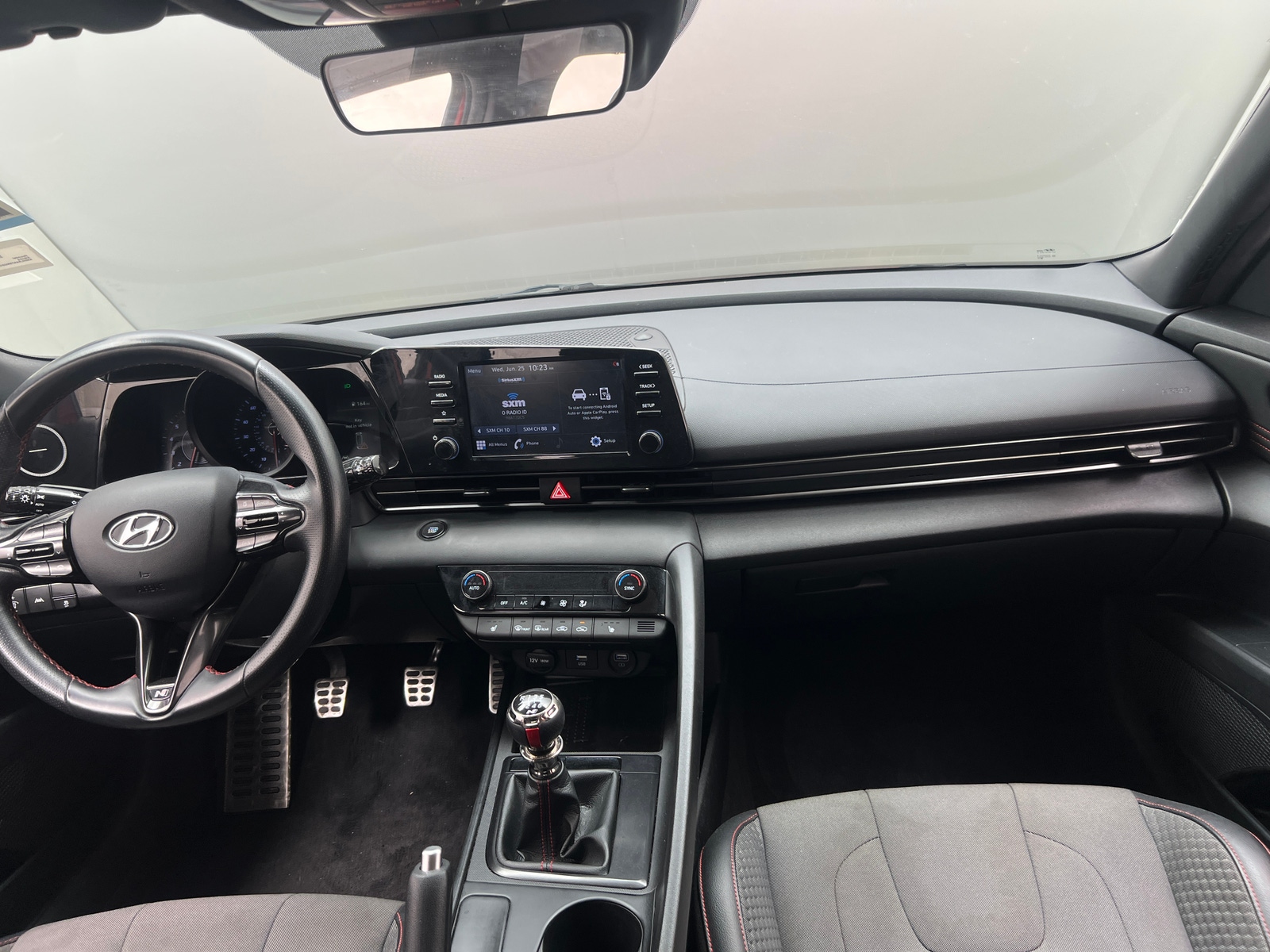 Thumbnail: 2022 Hyundai Elantra - 3