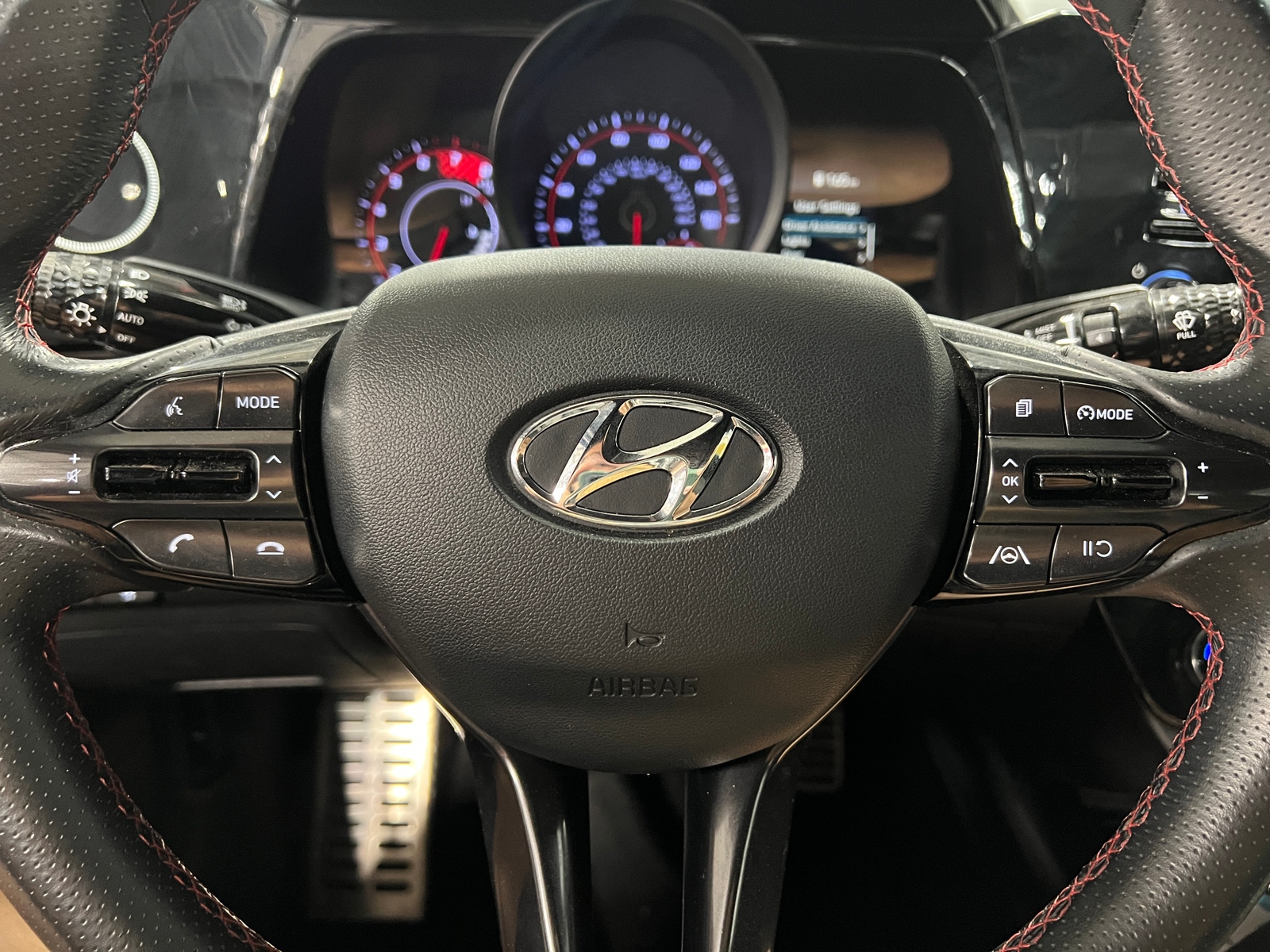 Thumbnail: 2022 Hyundai Elantra - 5