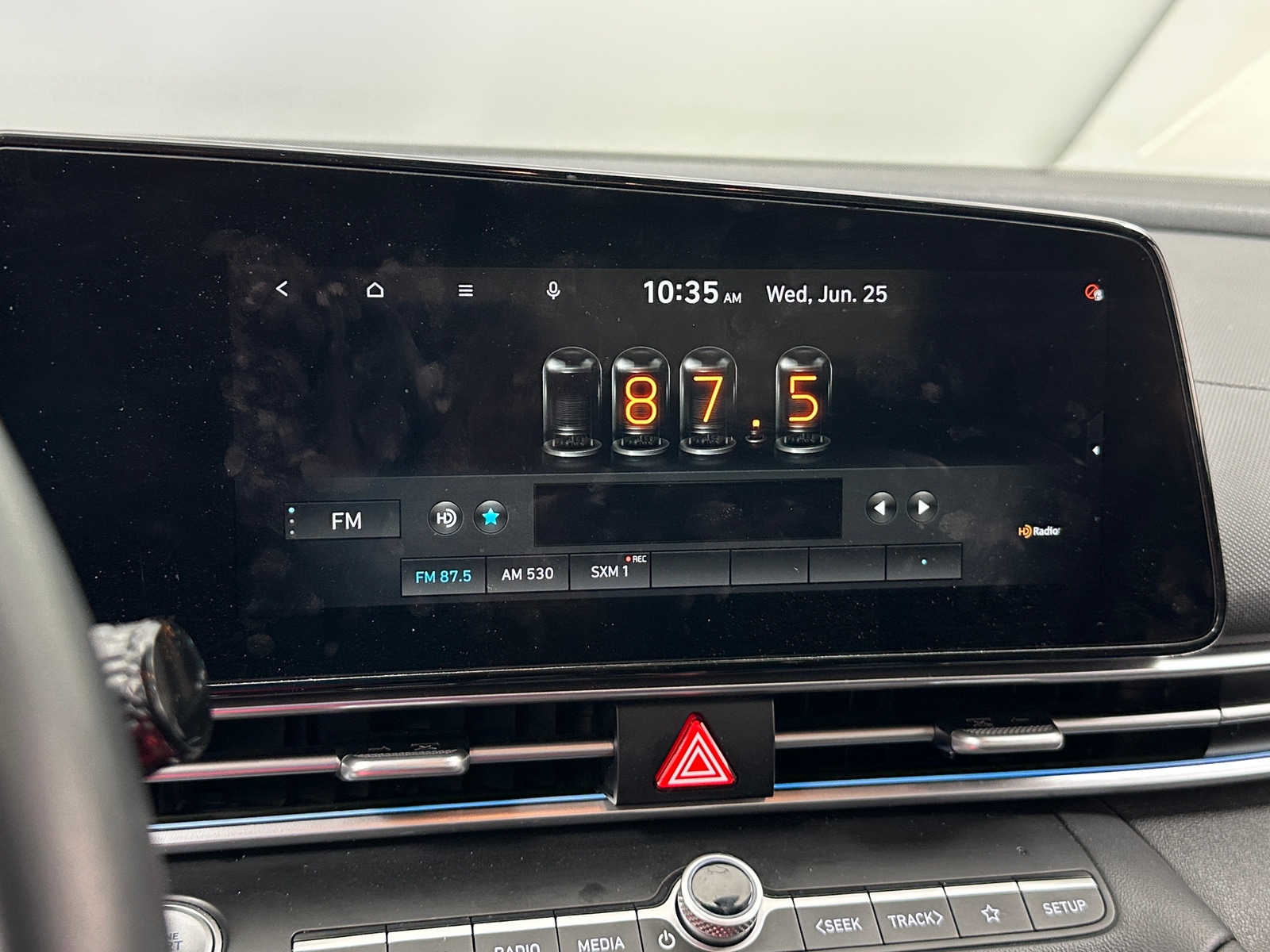 Thumbnail: 2021 Hyundai Elantra - 3