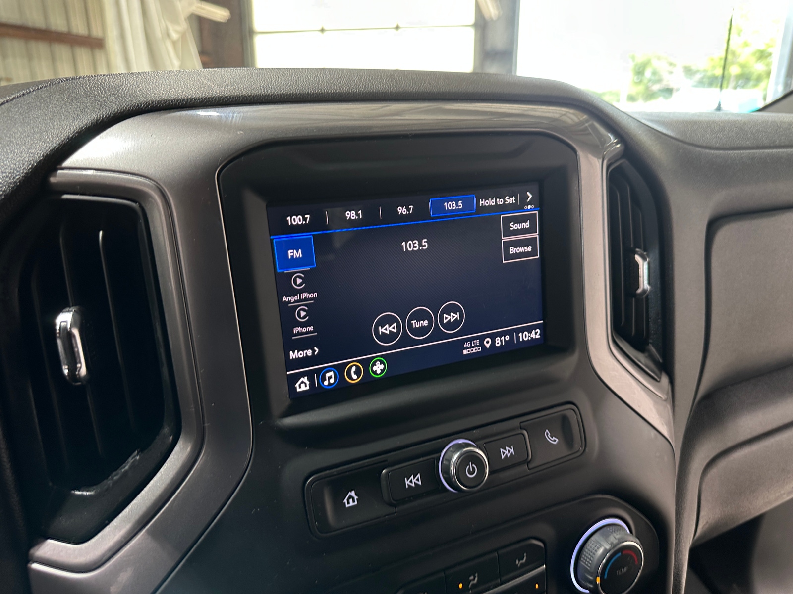Thumbnail: 2024 Chevrolet Silverado 1500 - 4
