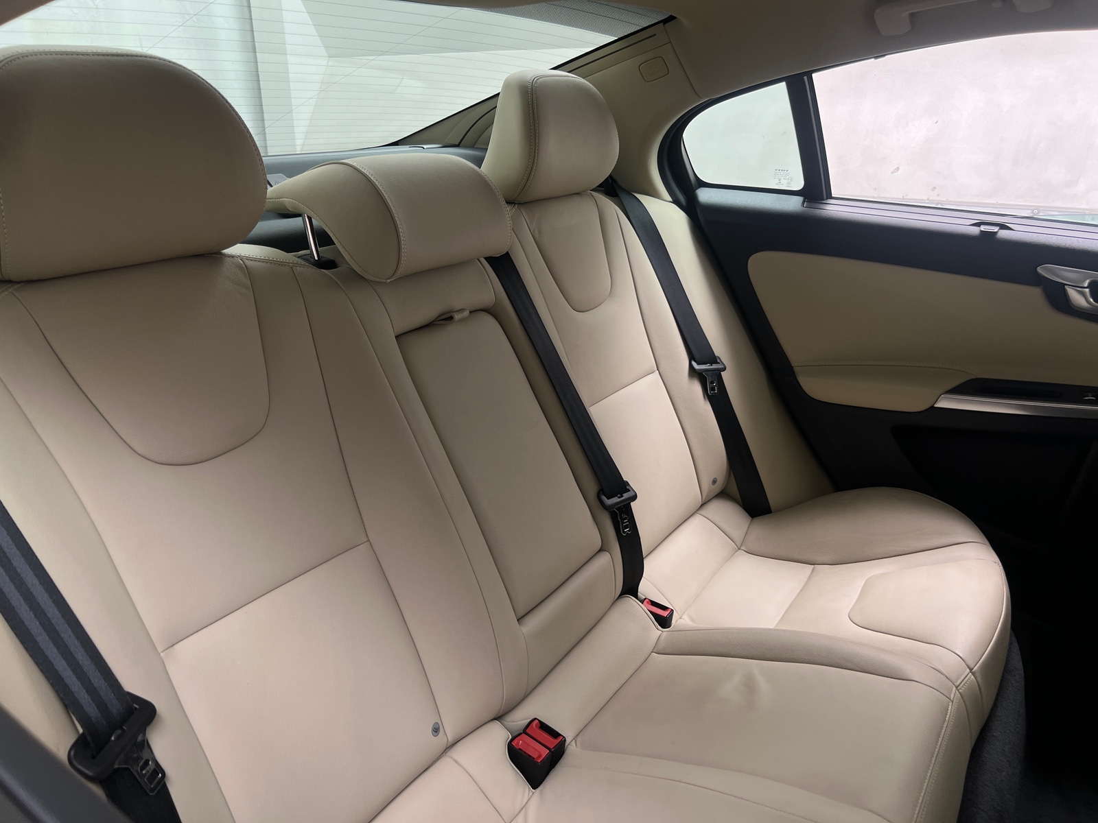 Thumbnail: 2018 Volvo S60 - 5