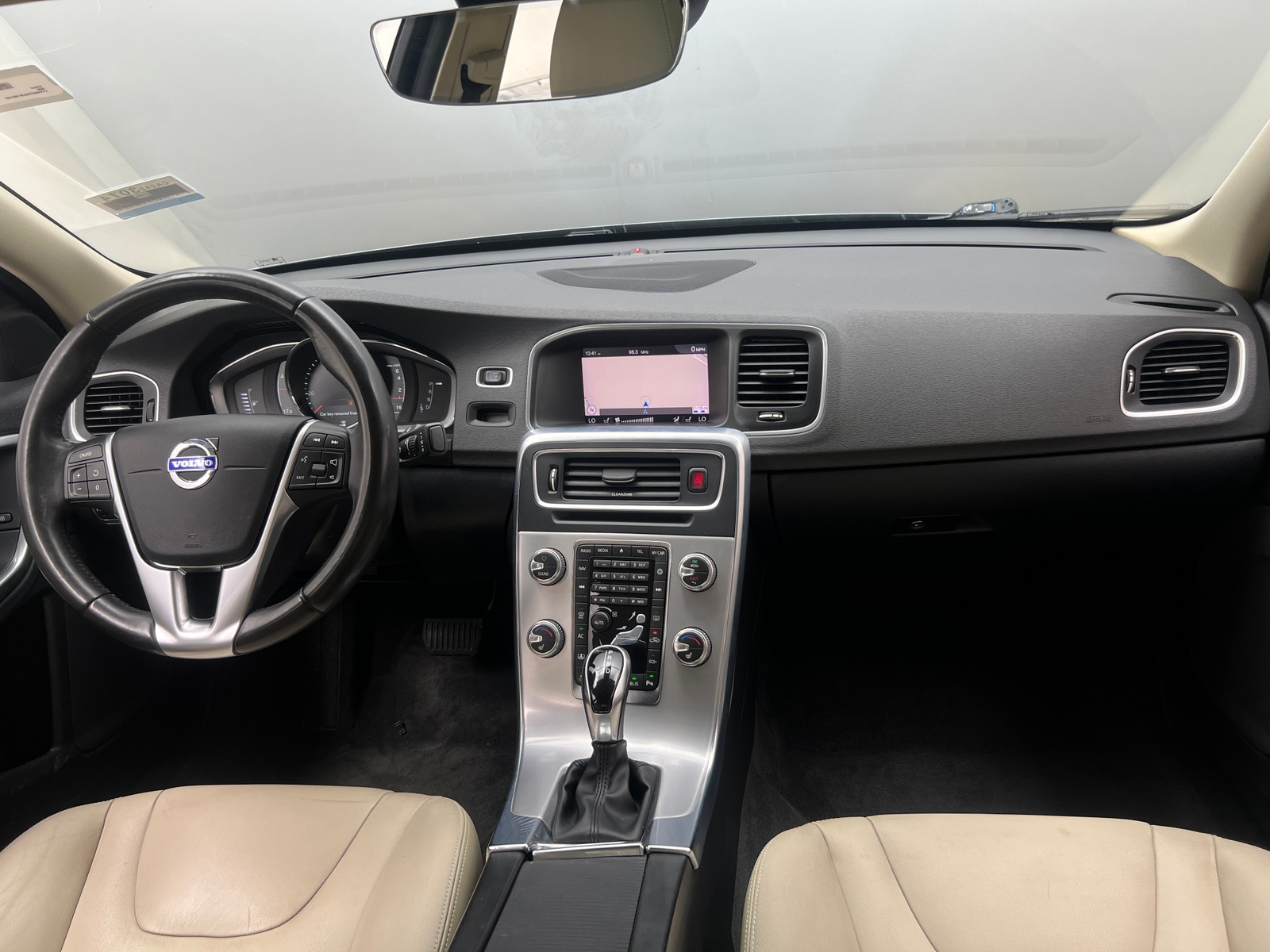 Thumbnail: 2018 Volvo S60 - 2