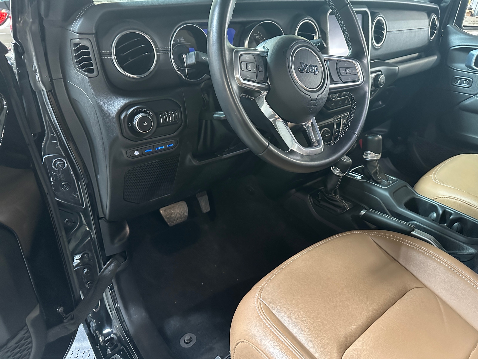 Thumbnail: 2022 Jeep Wrangler - 2