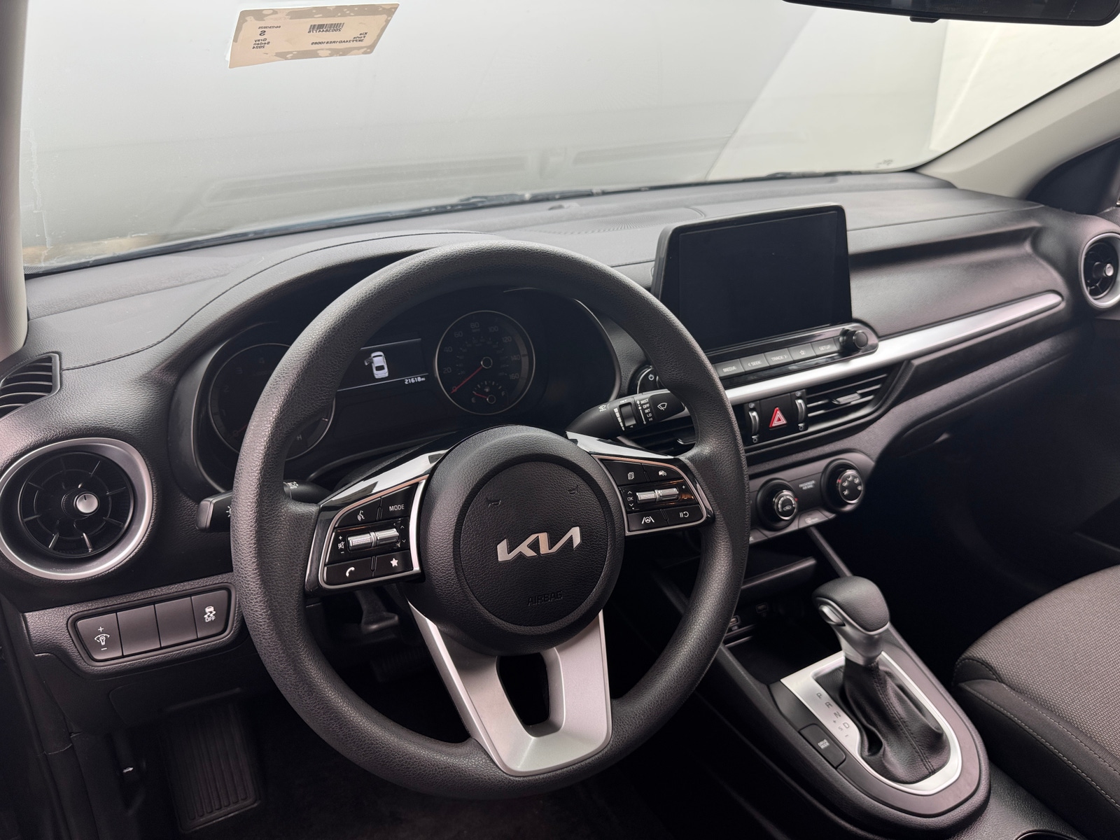 Thumbnail: 2024 Kia Forte - 3