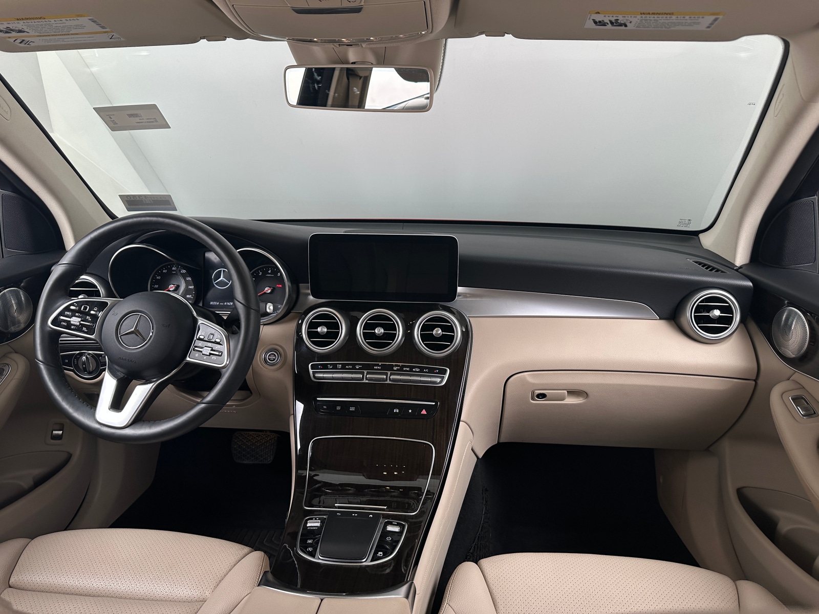 Thumbnail: 2020 Mercedes-Benz GLC - 2