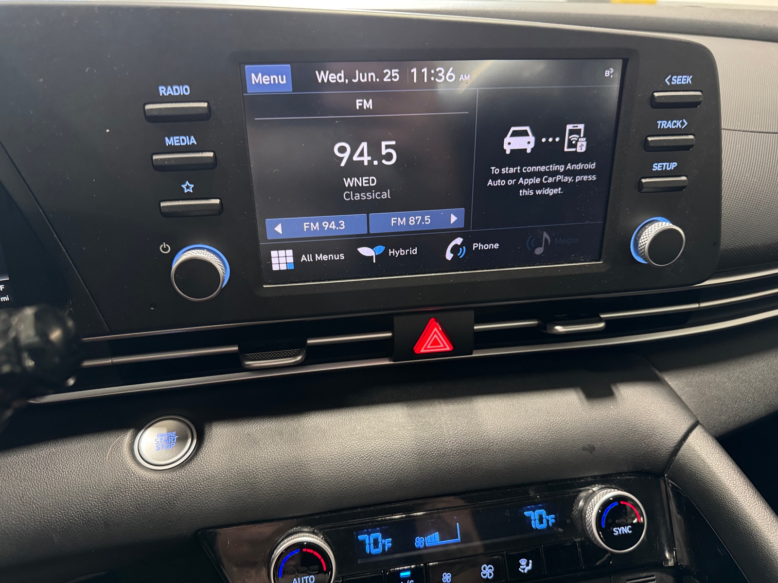 Thumbnail: 2023 Hyundai Elantra - 4