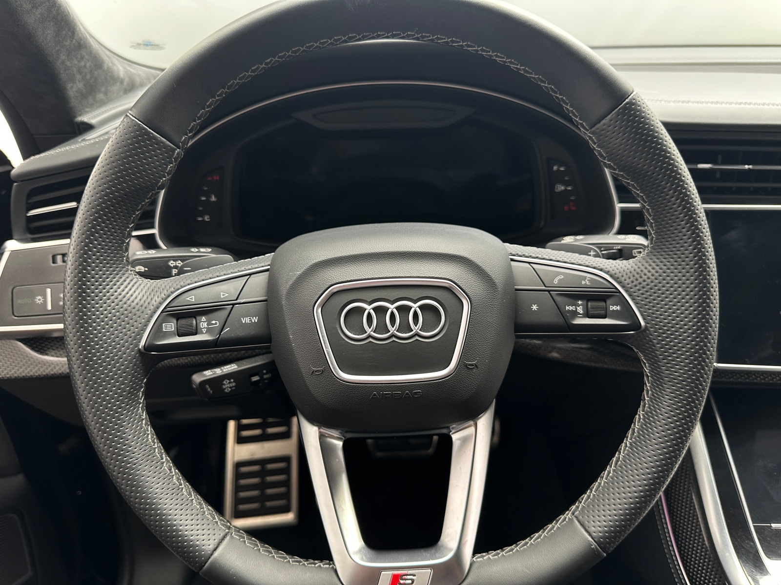 Thumbnail: 2021 Audi SQ8 - 4