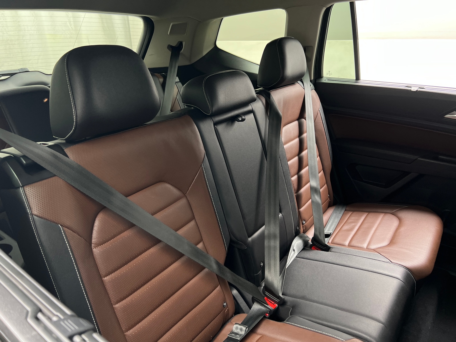 Thumbnail: 2021 Volkswagen Atlas - 5
