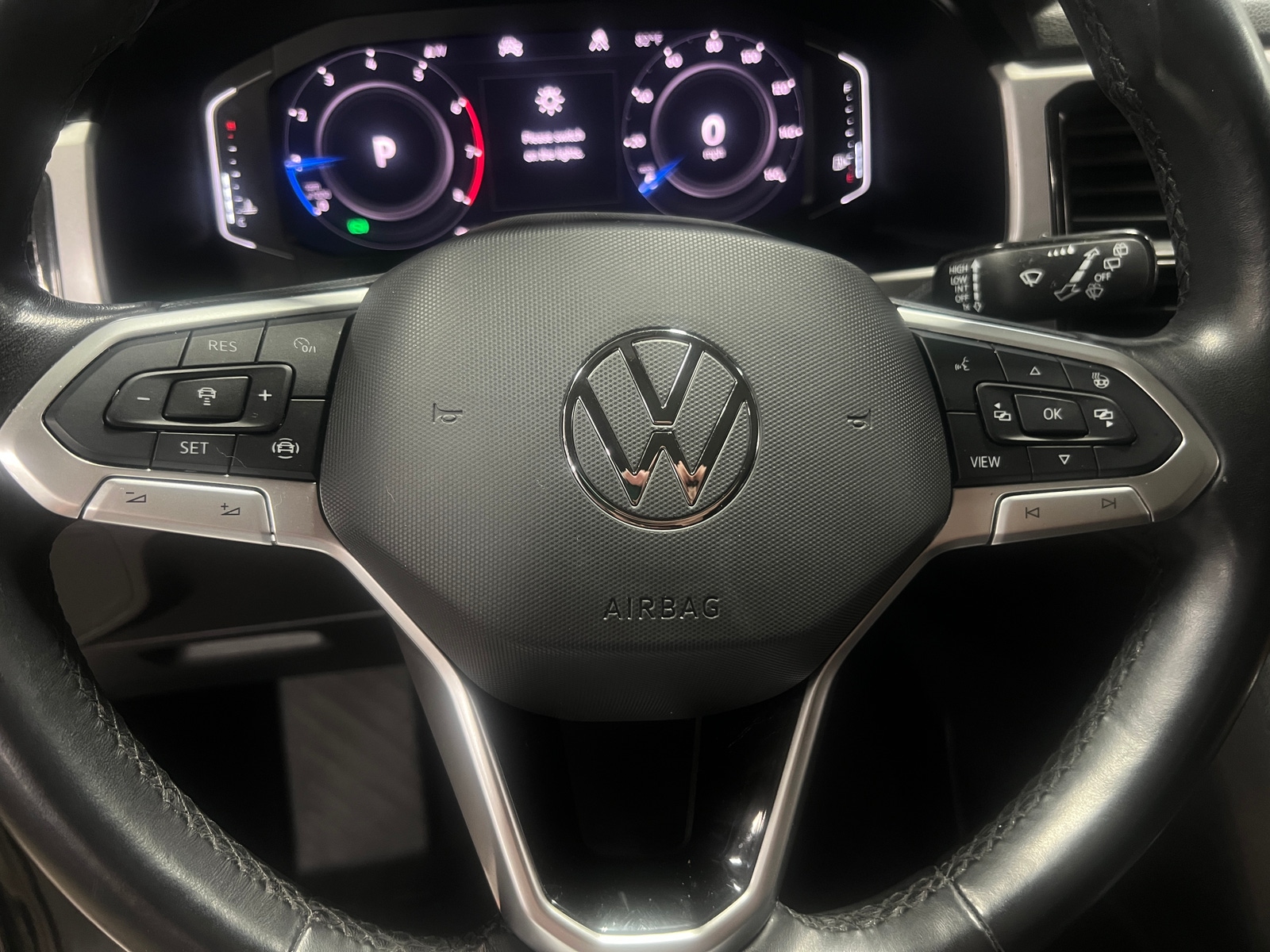 Thumbnail: 2021 Volkswagen Atlas - 4