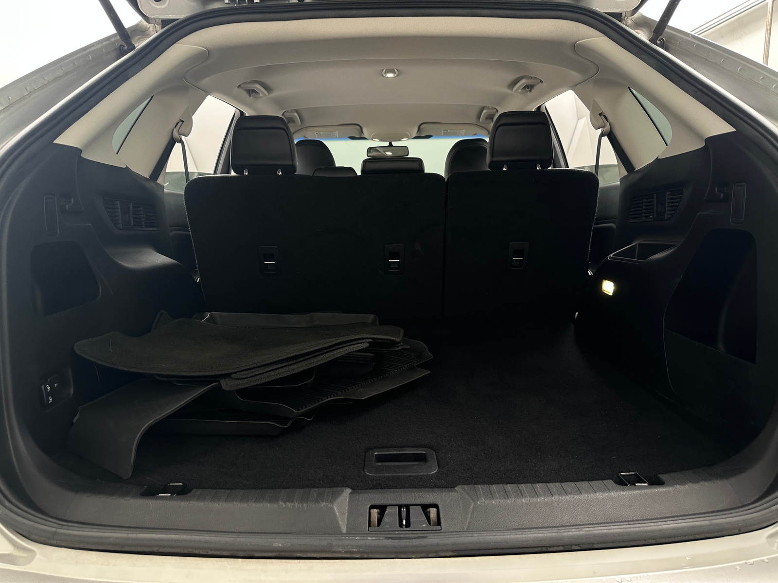Thumbnail: 2016 Ford Edge - 7